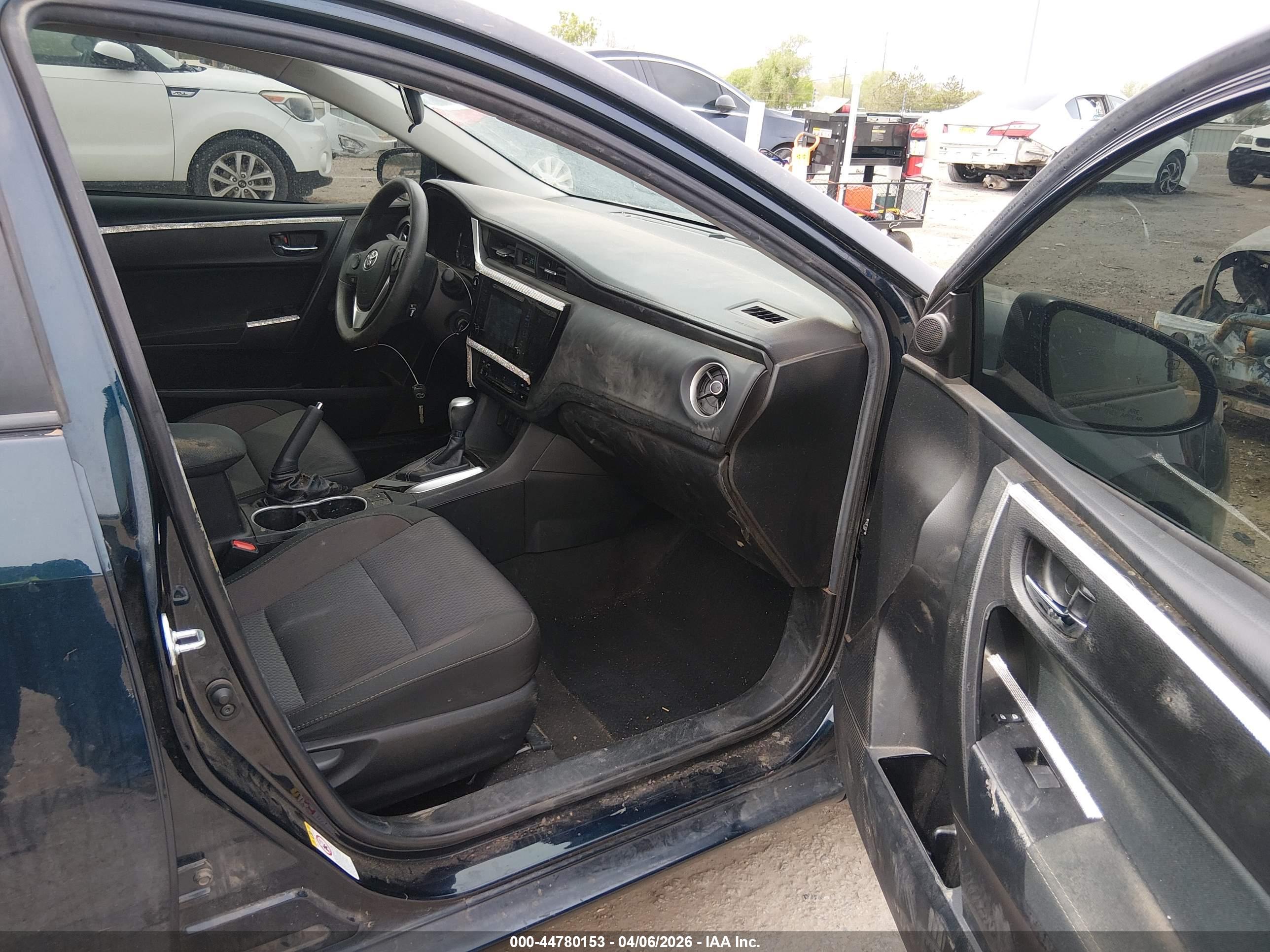 TOYOTA COROLLA image 5
