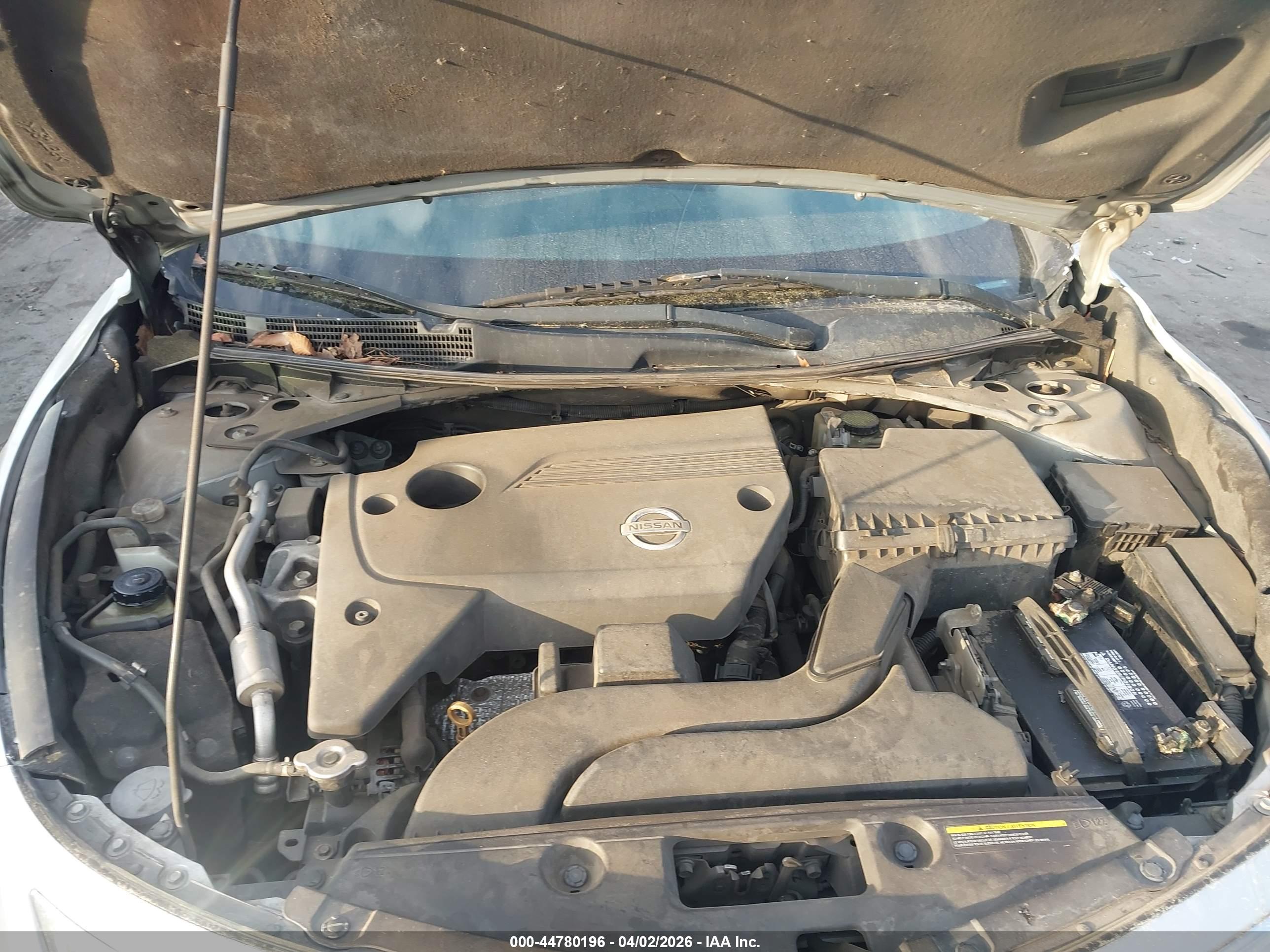 NISSAN ALTIMA image 10