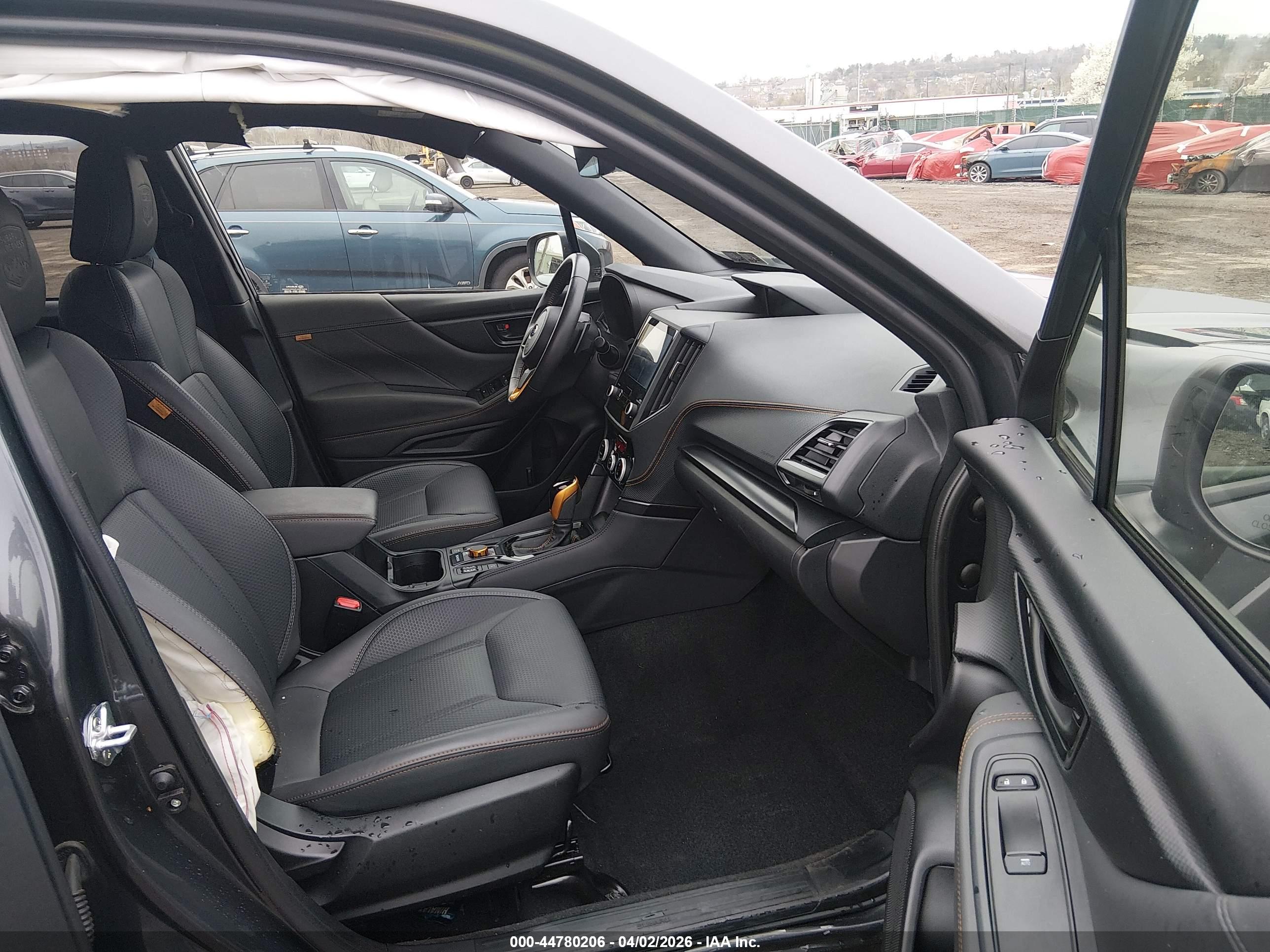 SUBARU FORESTER image 5
