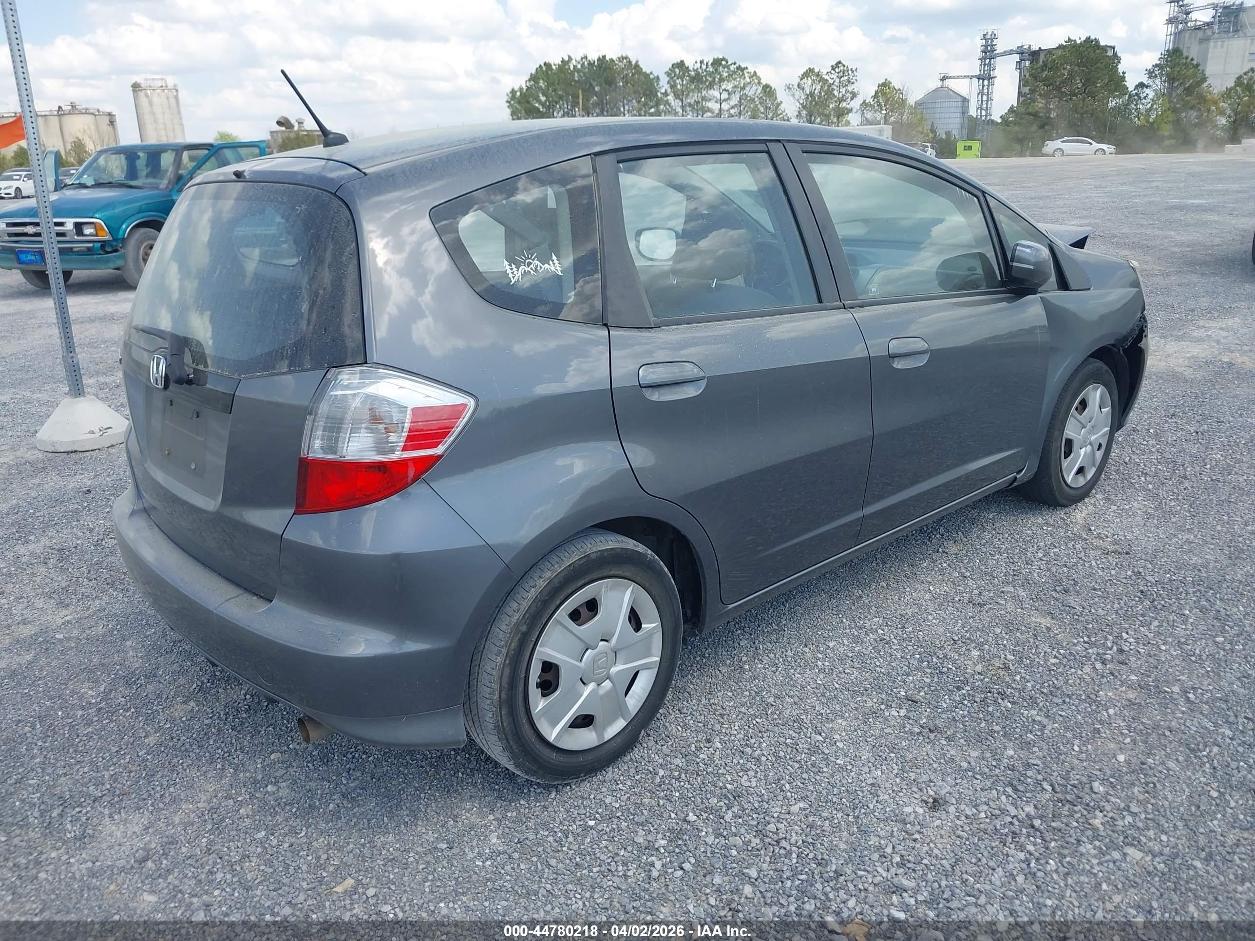 HONDA FIT image 4