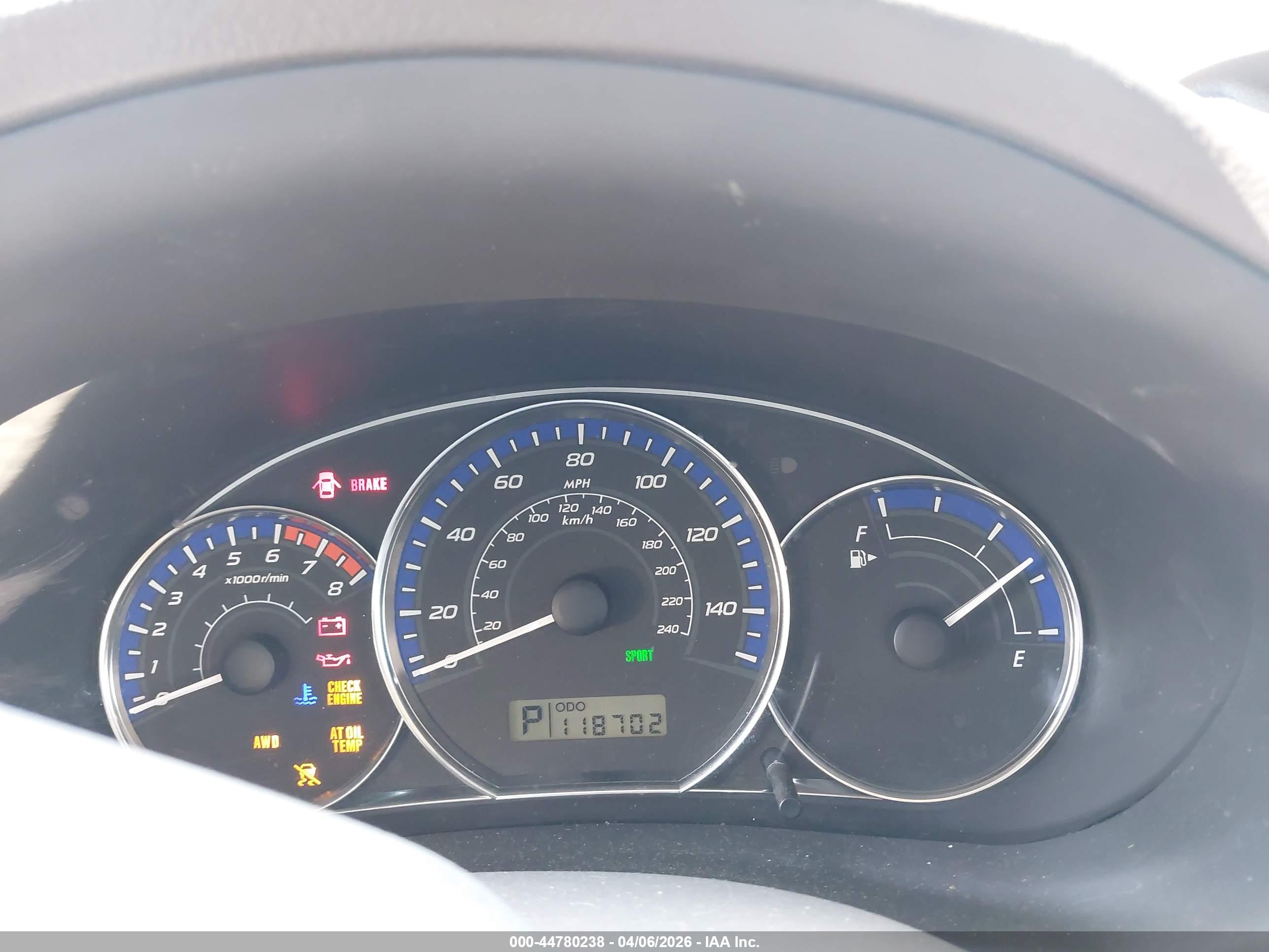 SUBARU FORESTER image 7