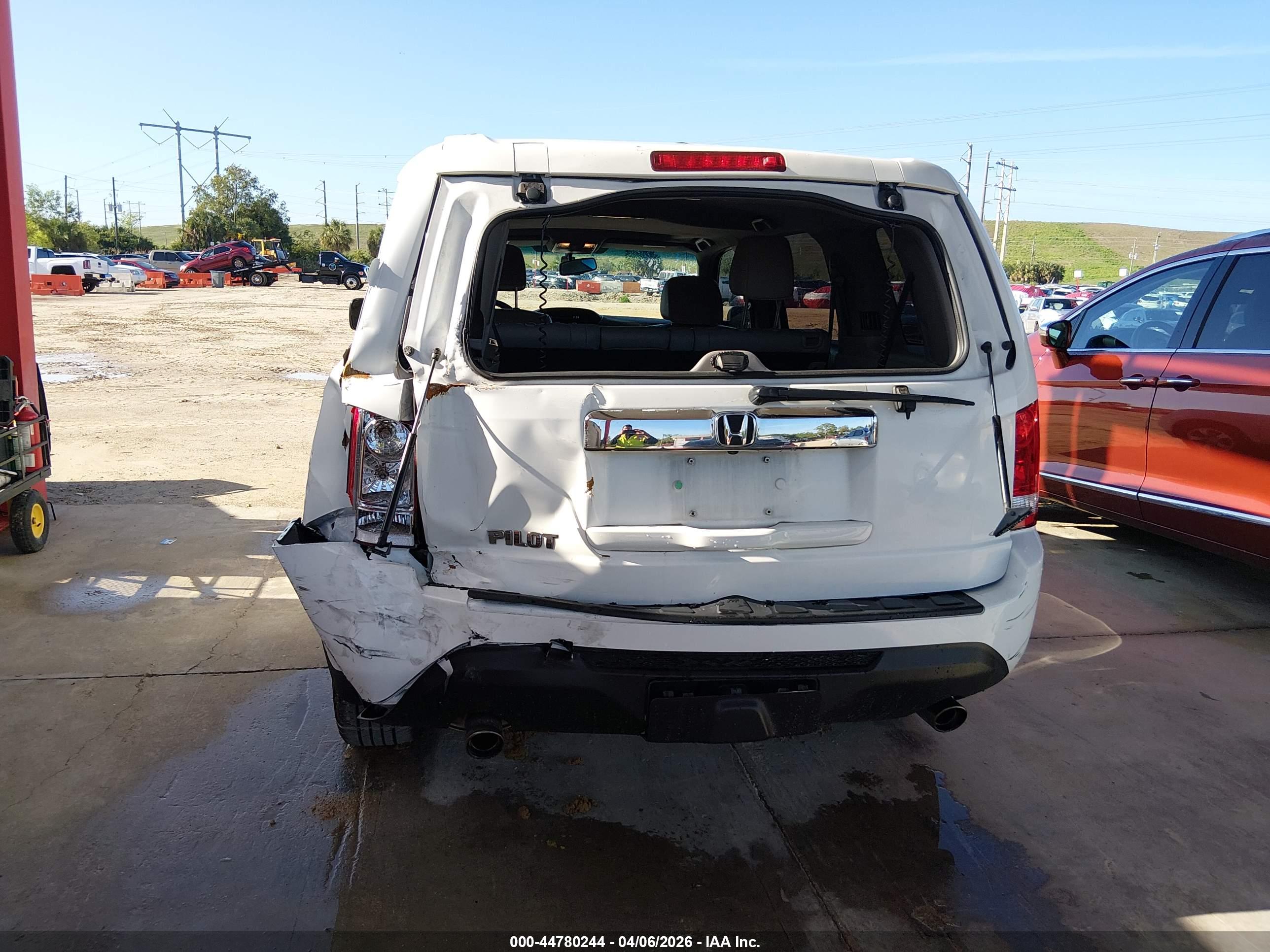 HONDA PILOT image 6