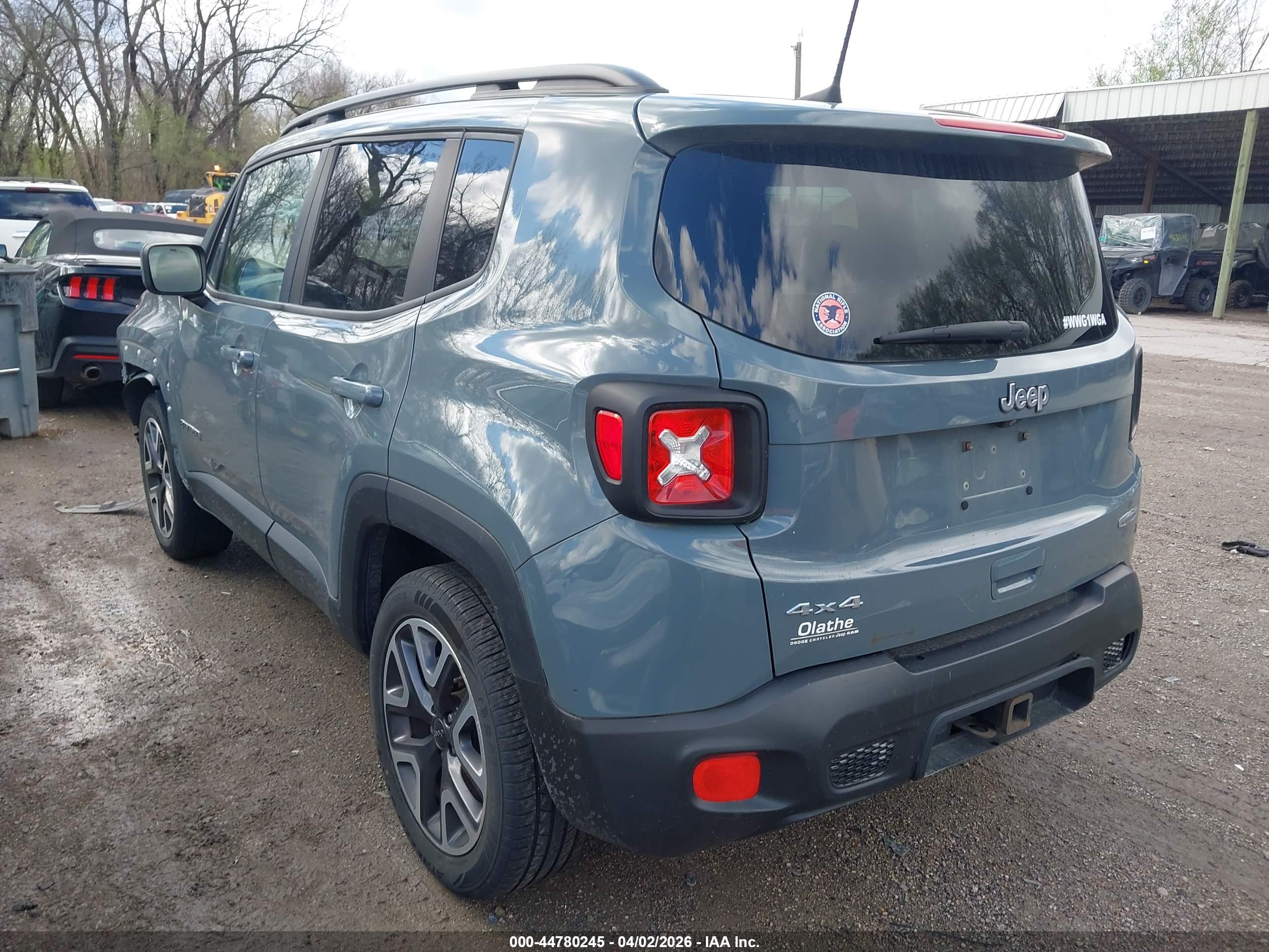 JEEP RENEGADE image 3