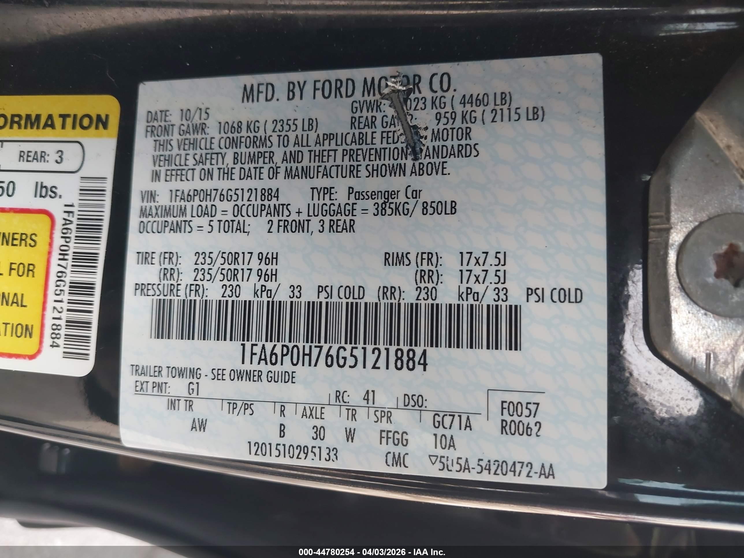 FORD FUSION image 9