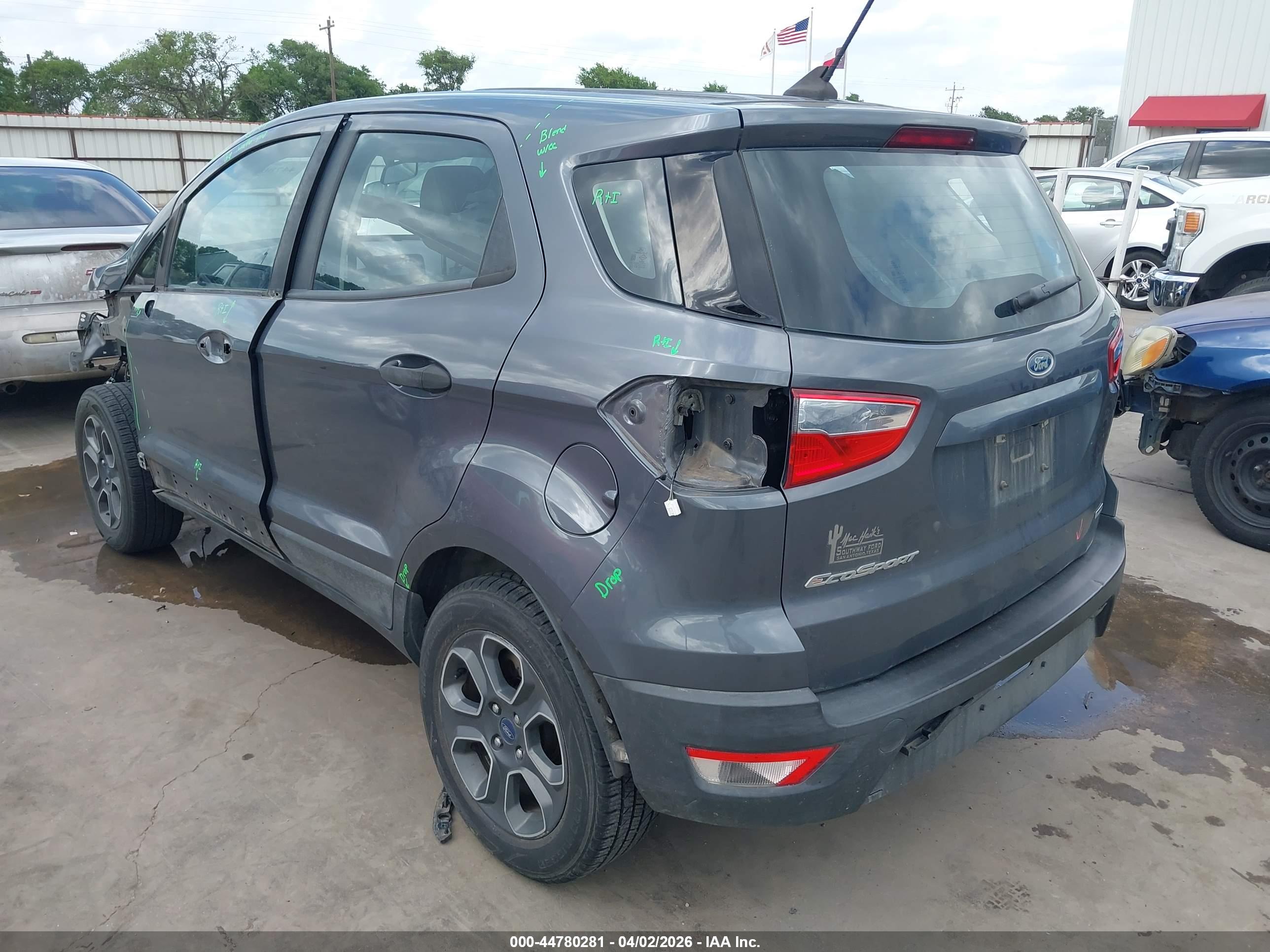 FORD ECOSPORT image 3