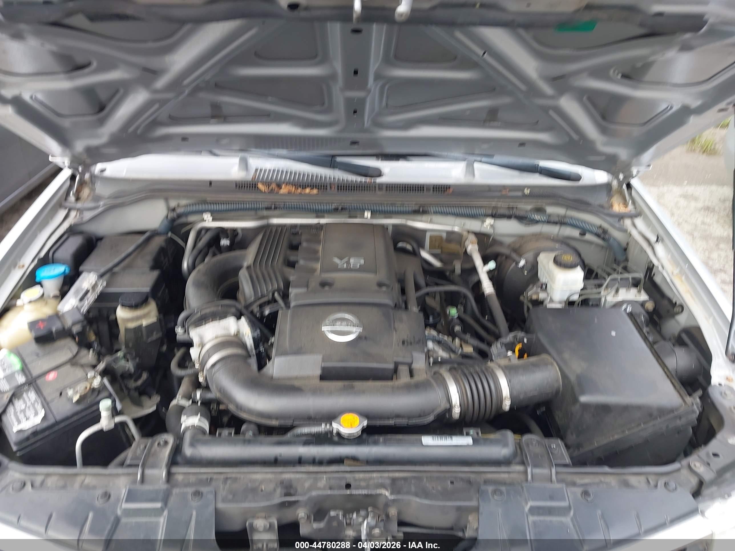 NISSAN FRONTIER image 10