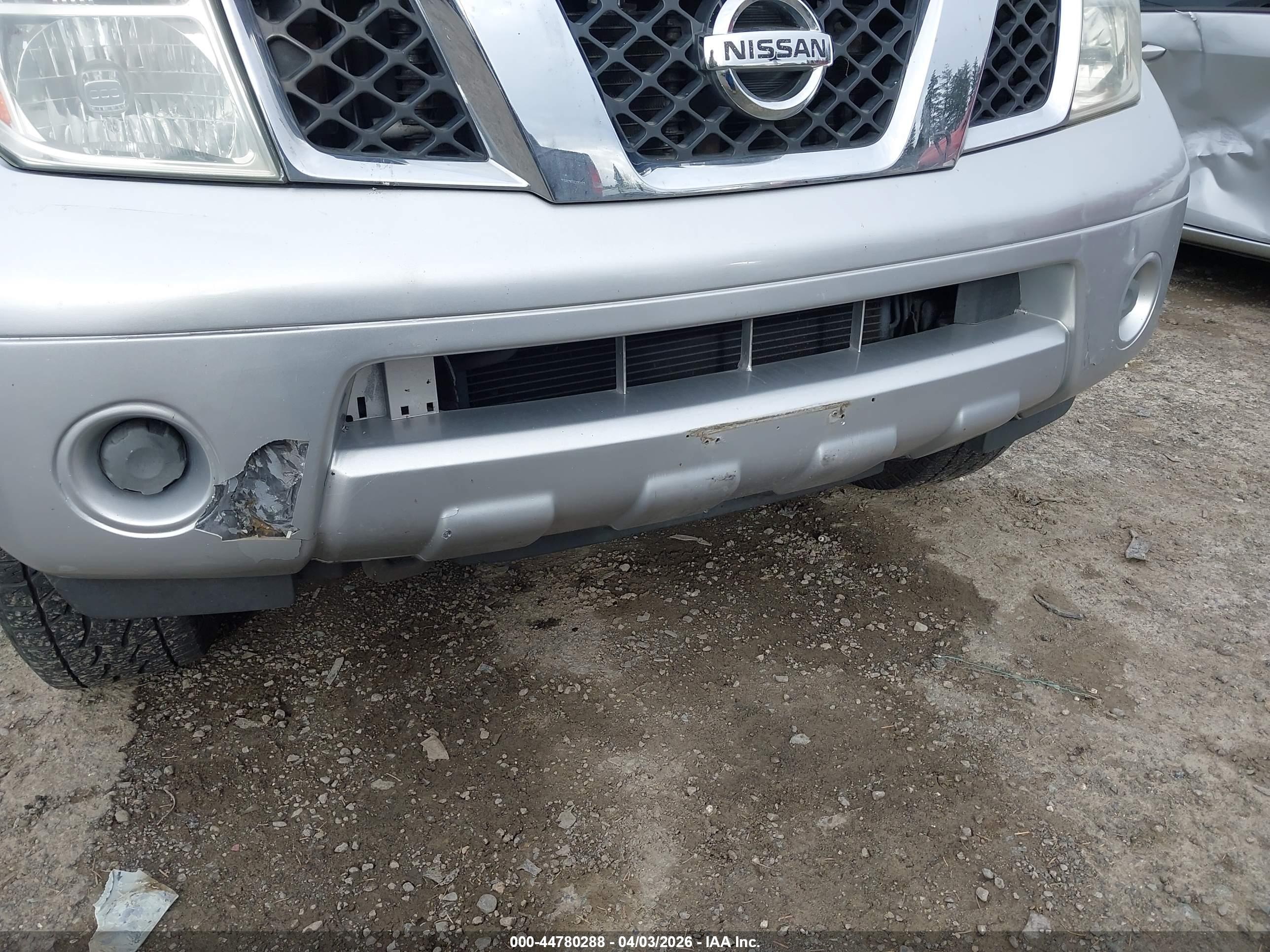 NISSAN FRONTIER image 6