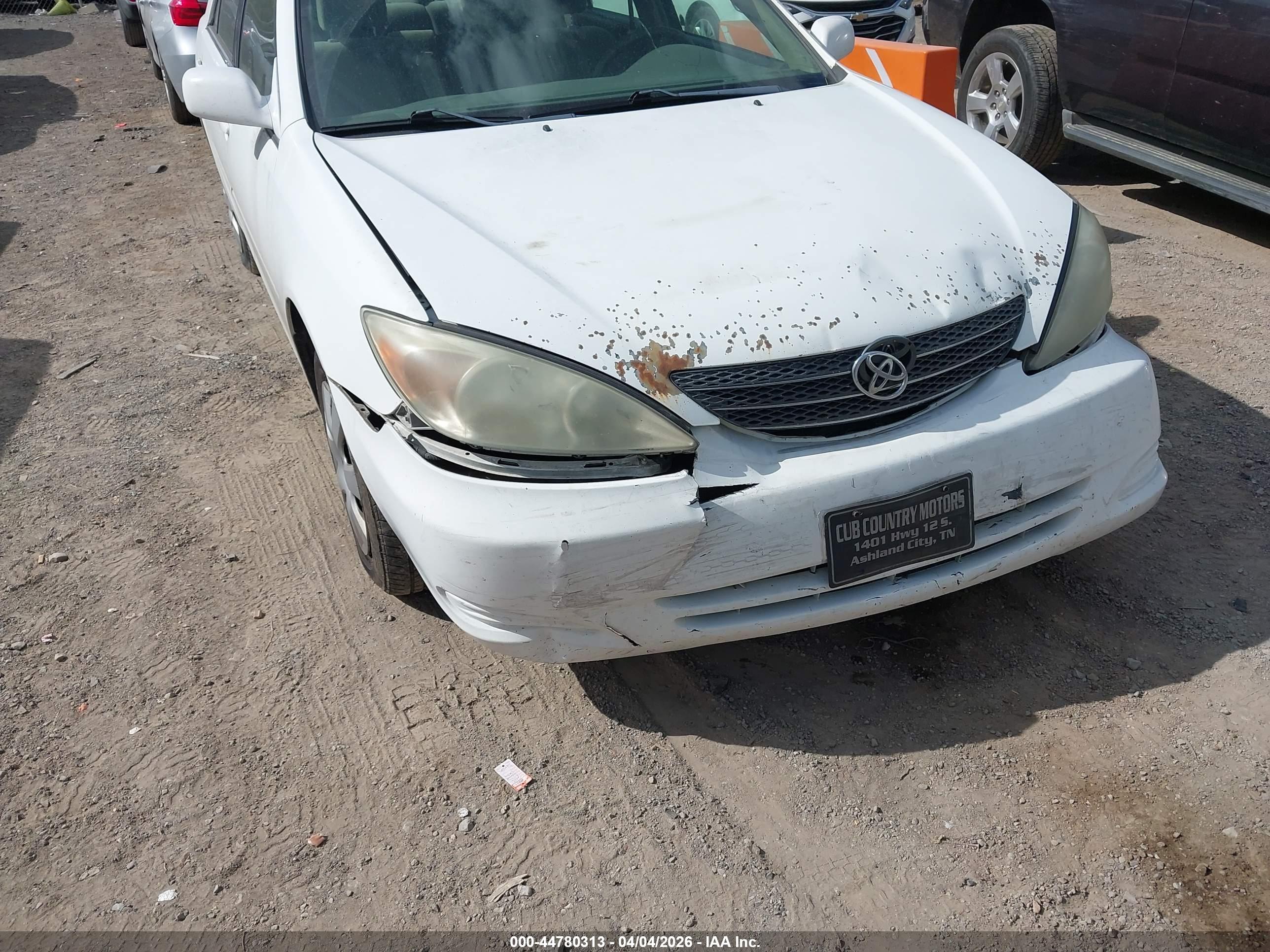 TOYOTA CAMRY image 6