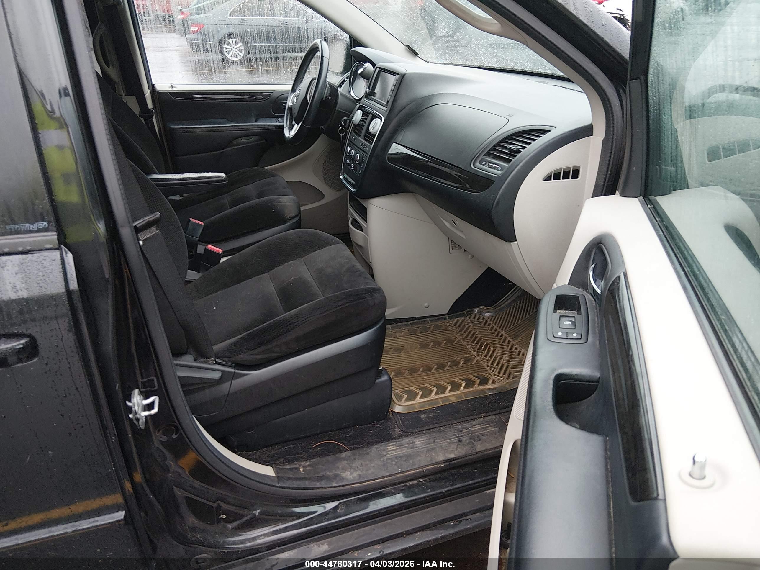 DODGE GRAND image 5