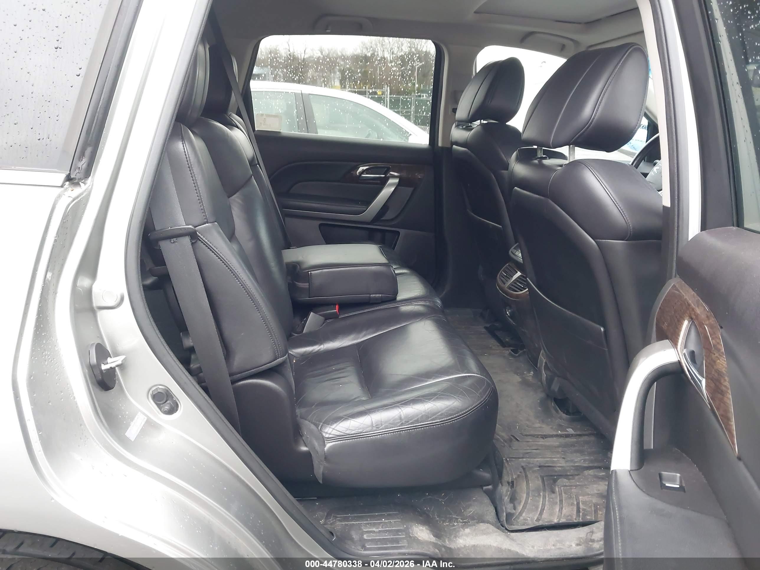 ACURA MDX image 8