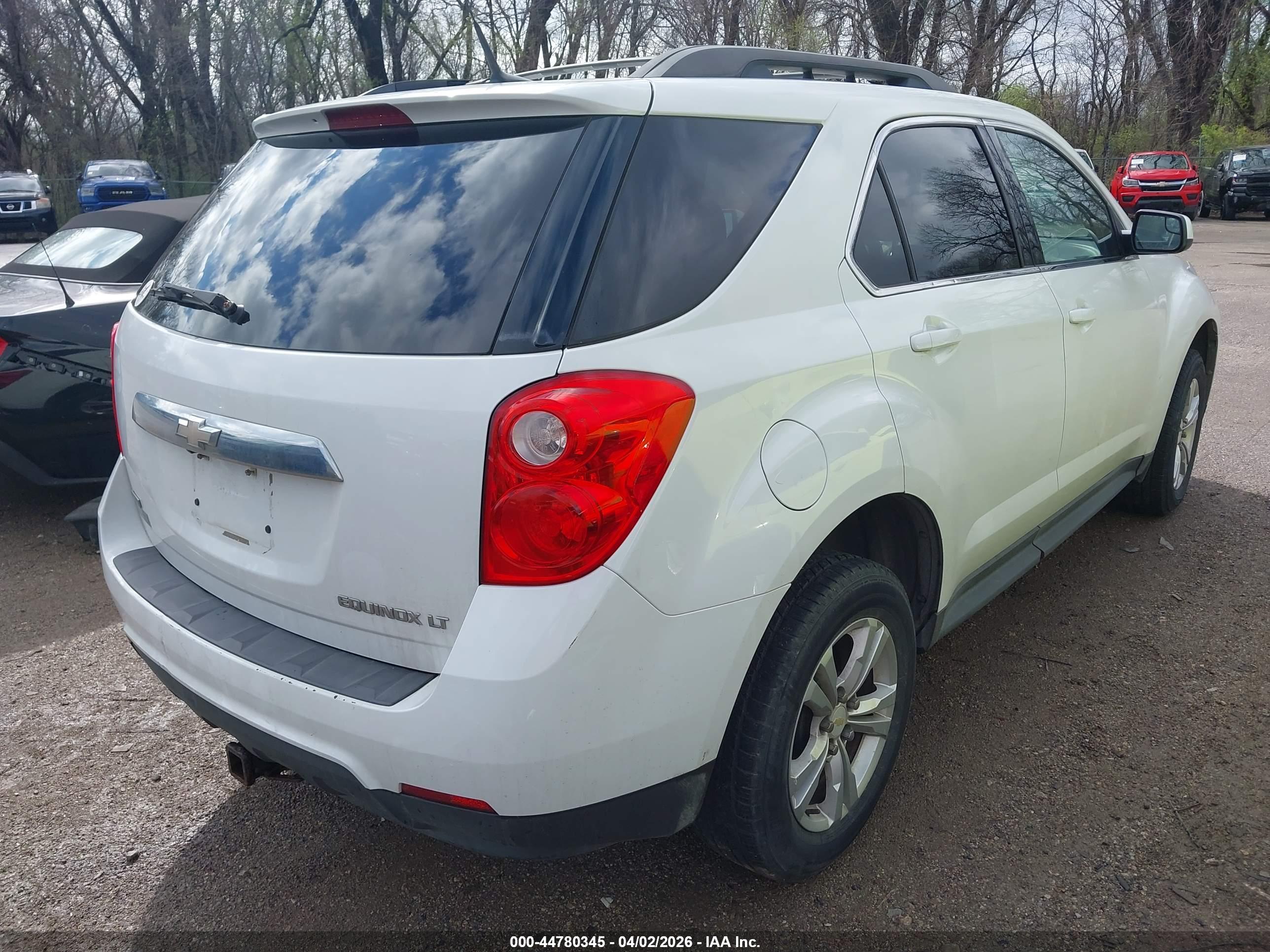 CHEVROLET EQUINOX image 4