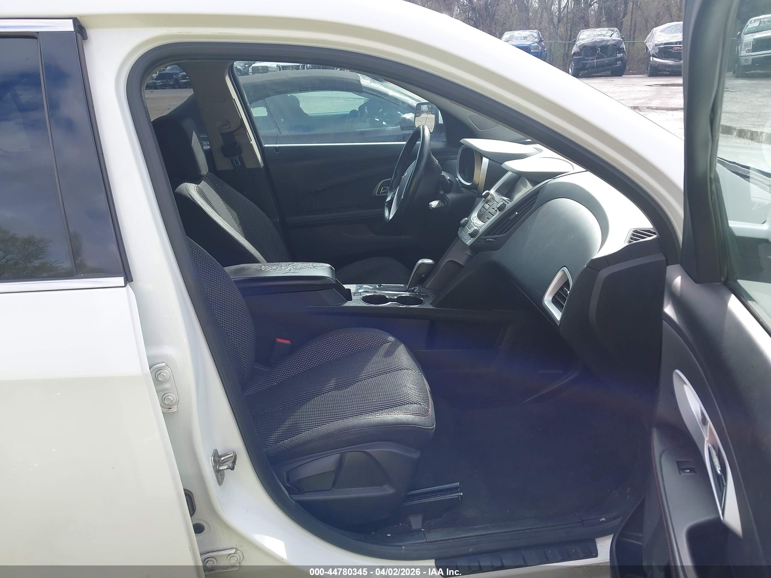 CHEVROLET EQUINOX image 5