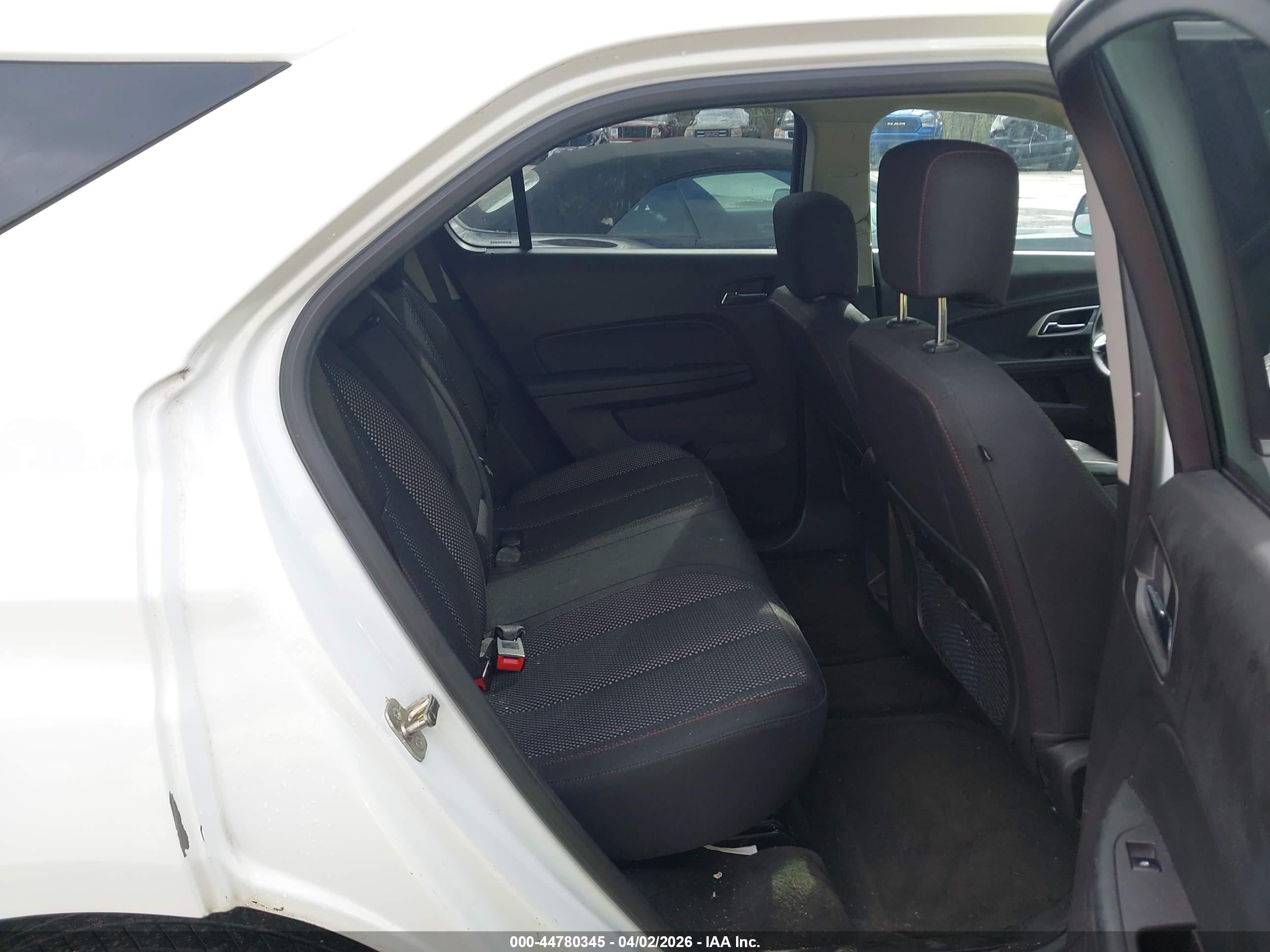 CHEVROLET EQUINOX image 8