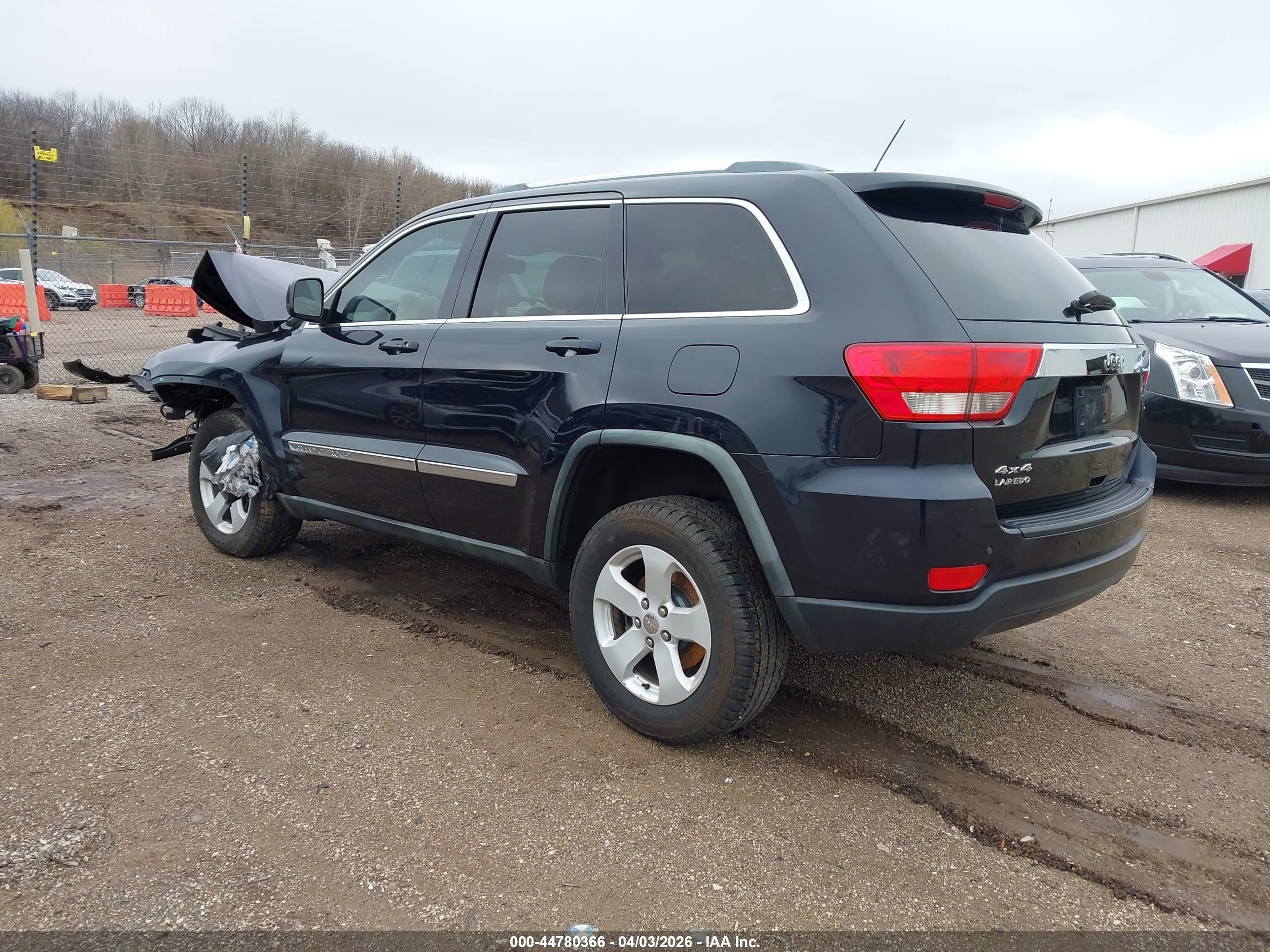 JEEP GRAND image 3