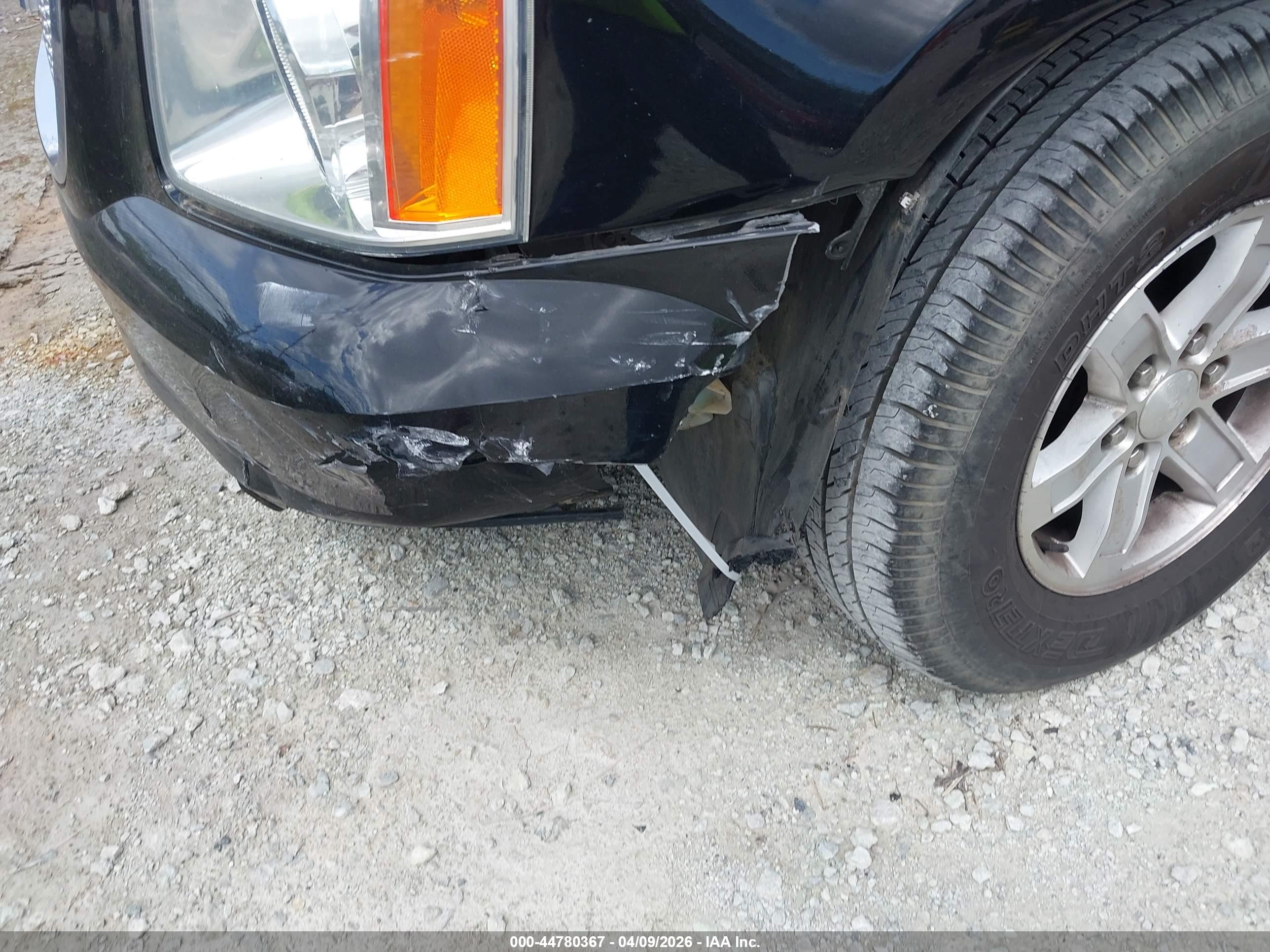 GMC YUKON image 6