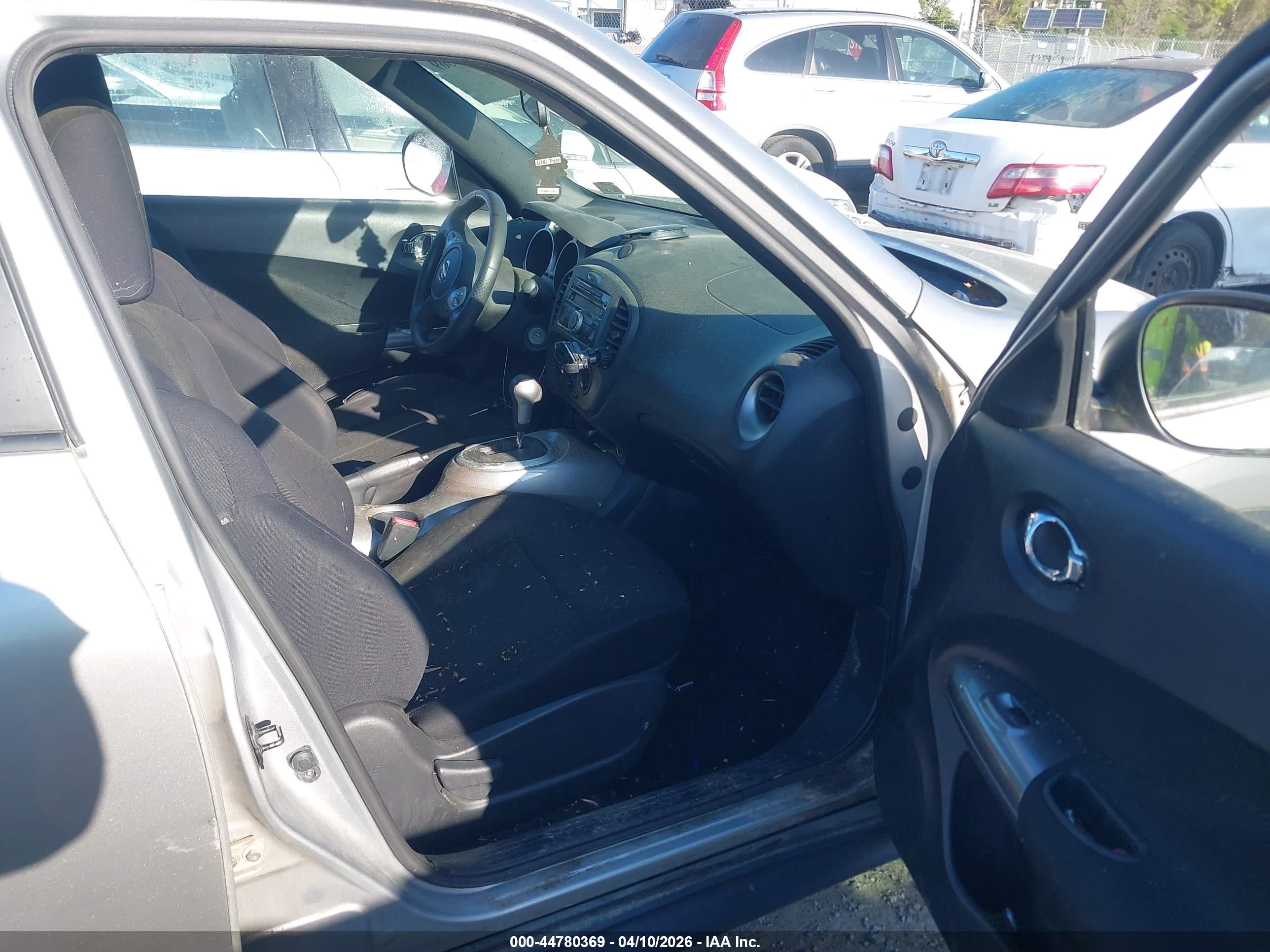 NISSAN JUKE image 5