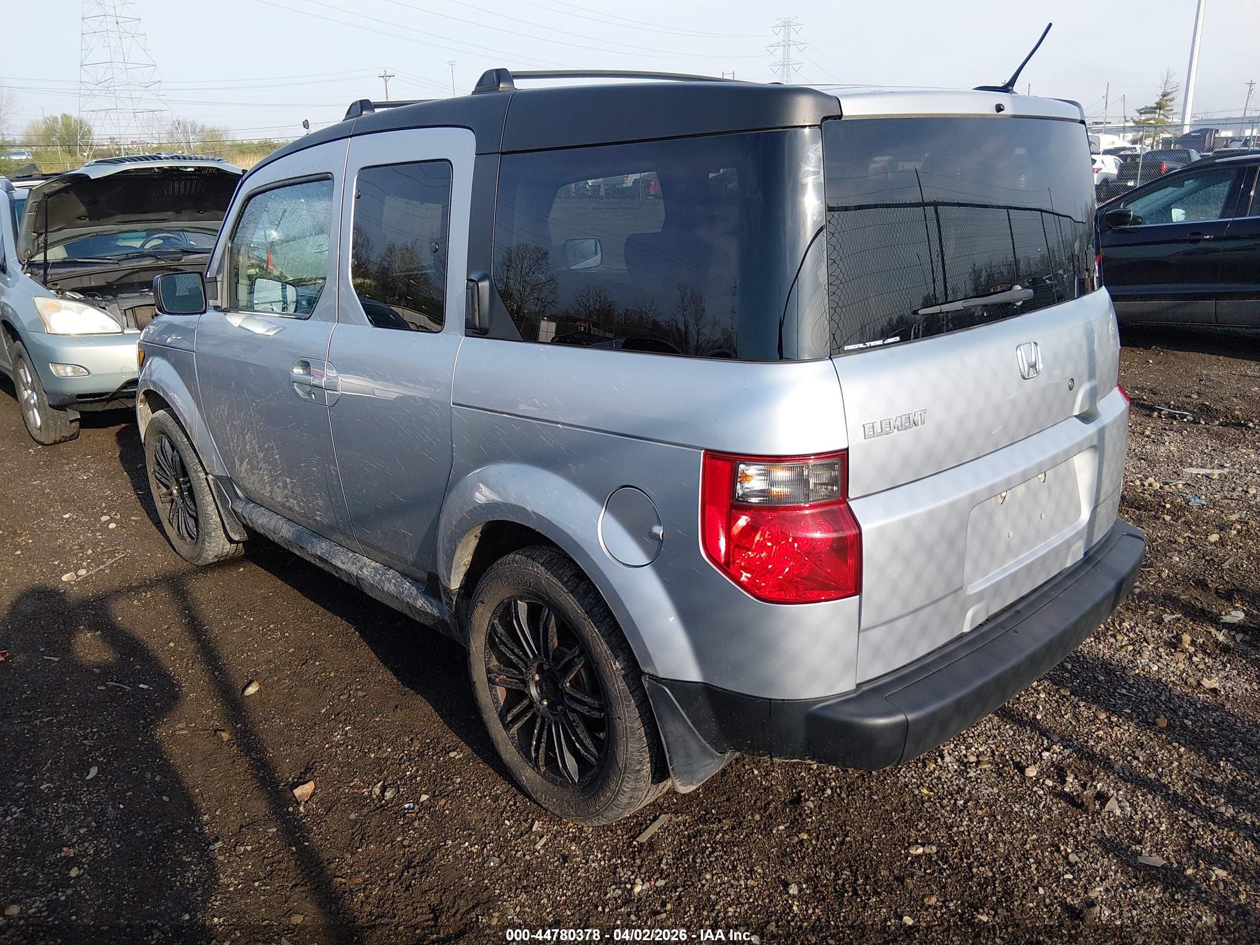 HONDA ELEMENT image 3