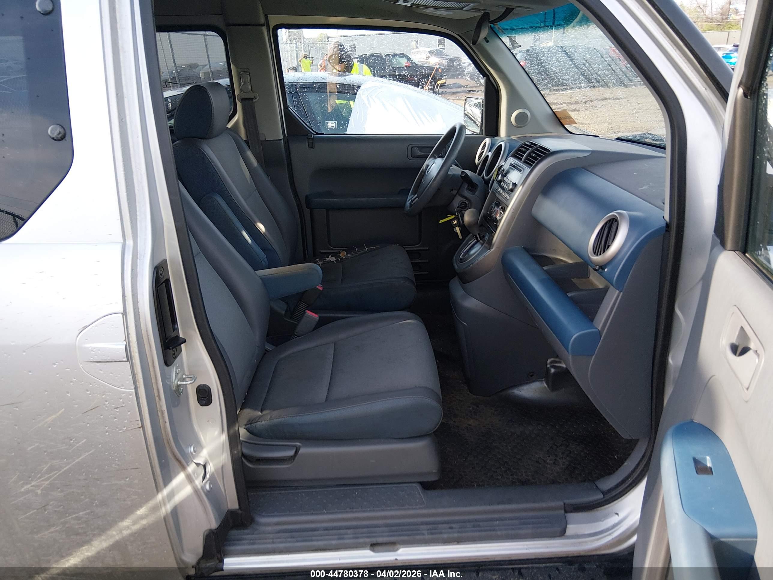 HONDA ELEMENT image 5