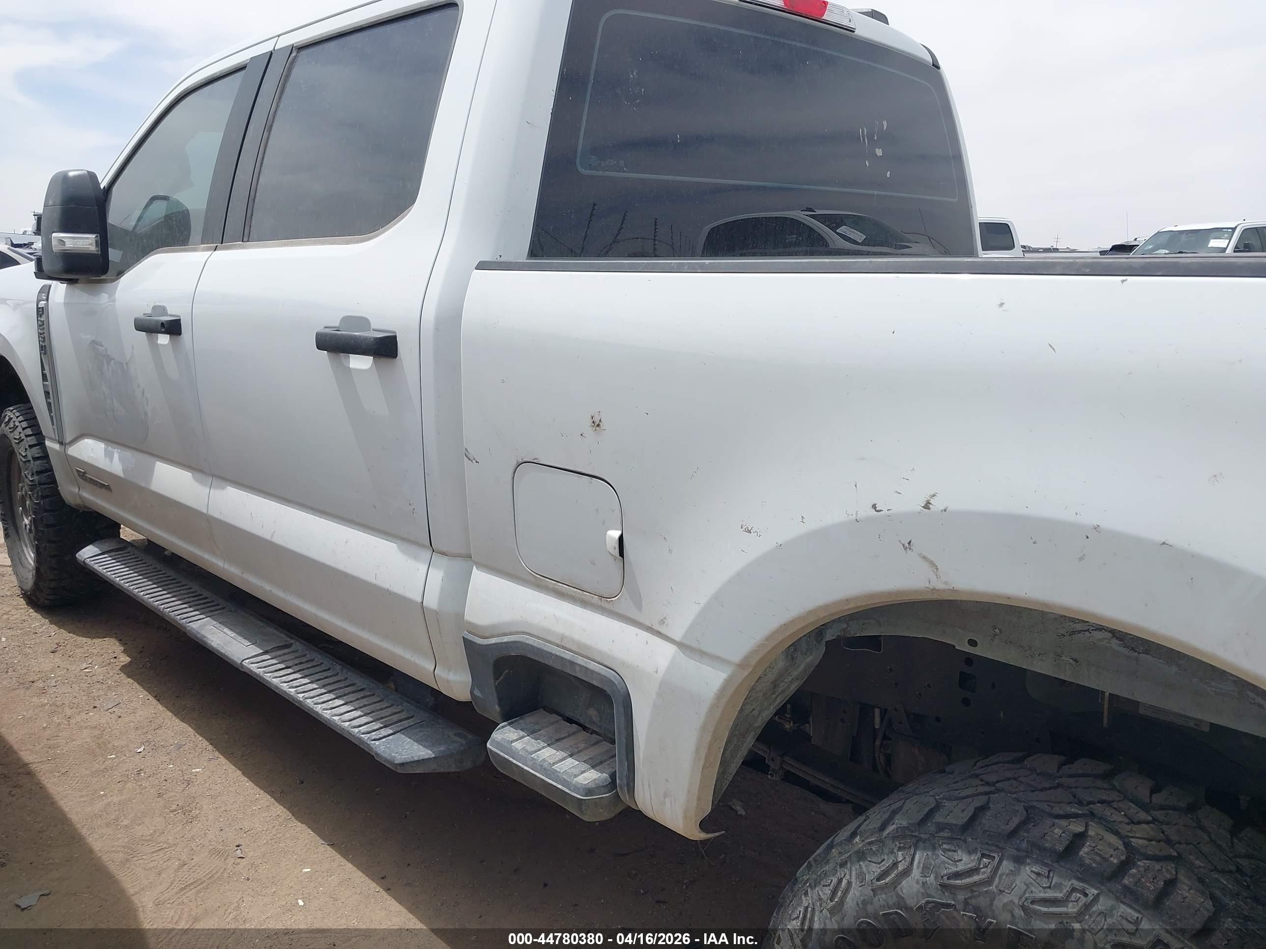 FORD F-250 image 3