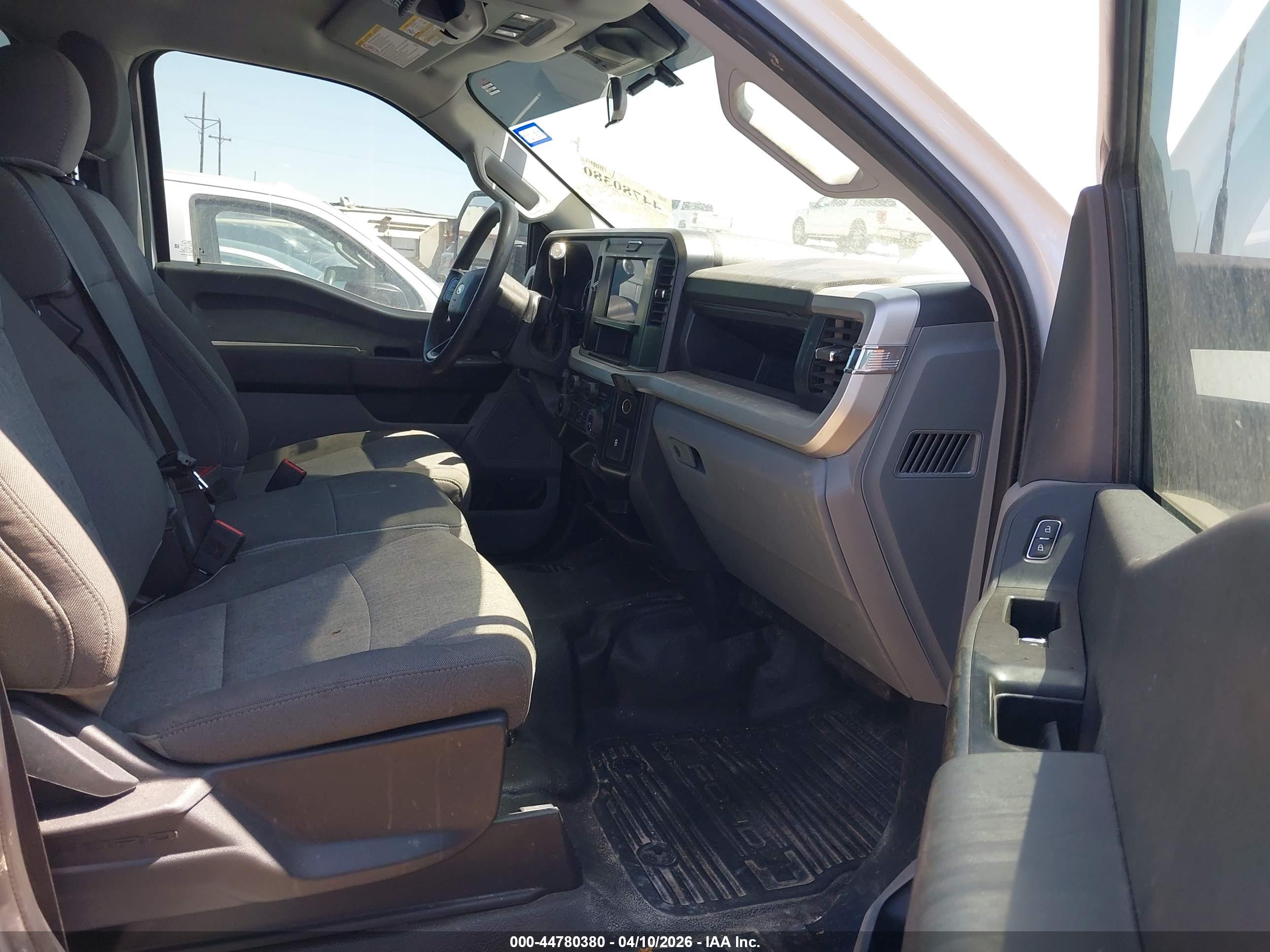FORD F-250 image 8