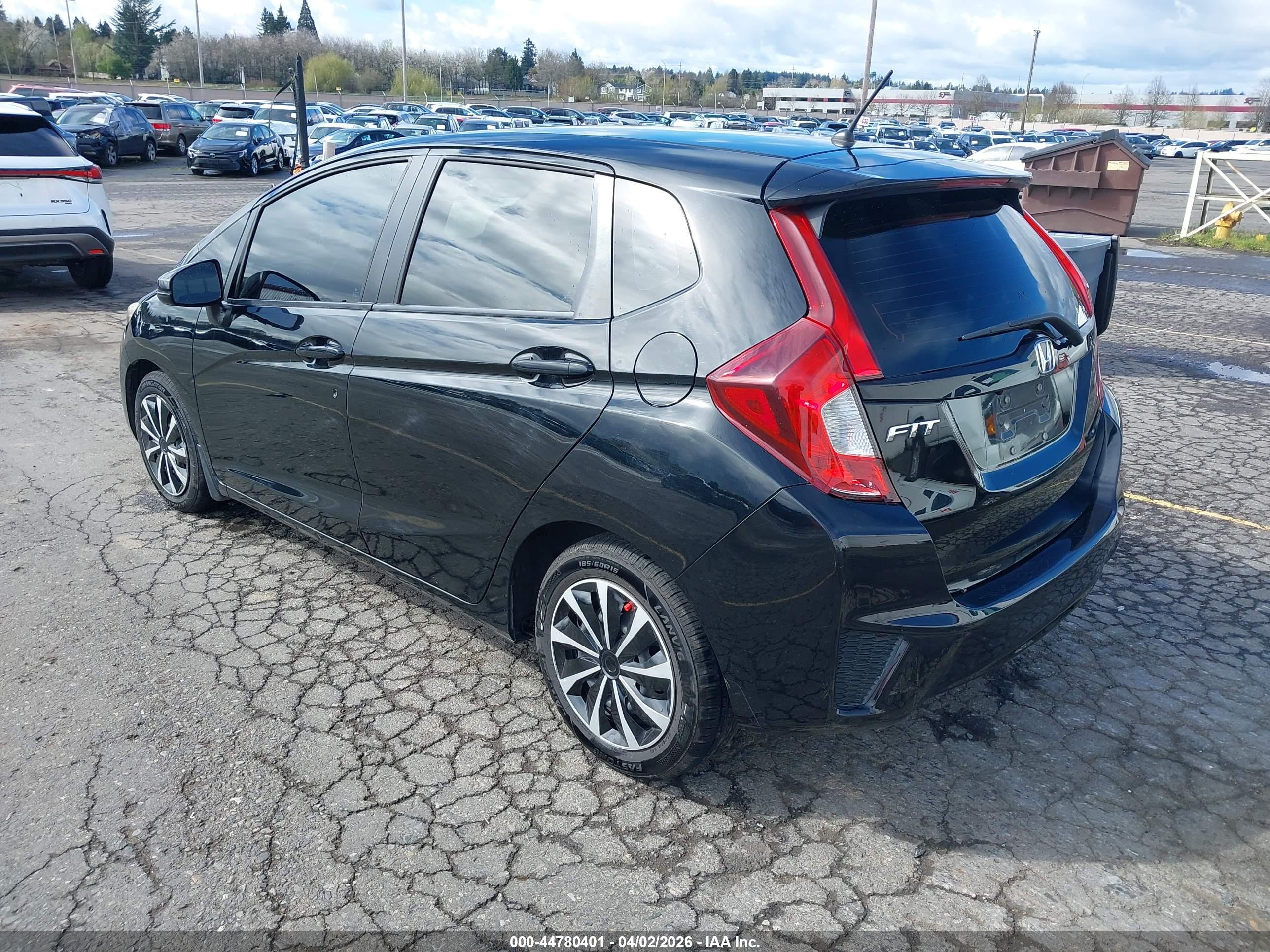 HONDA FIT image 3