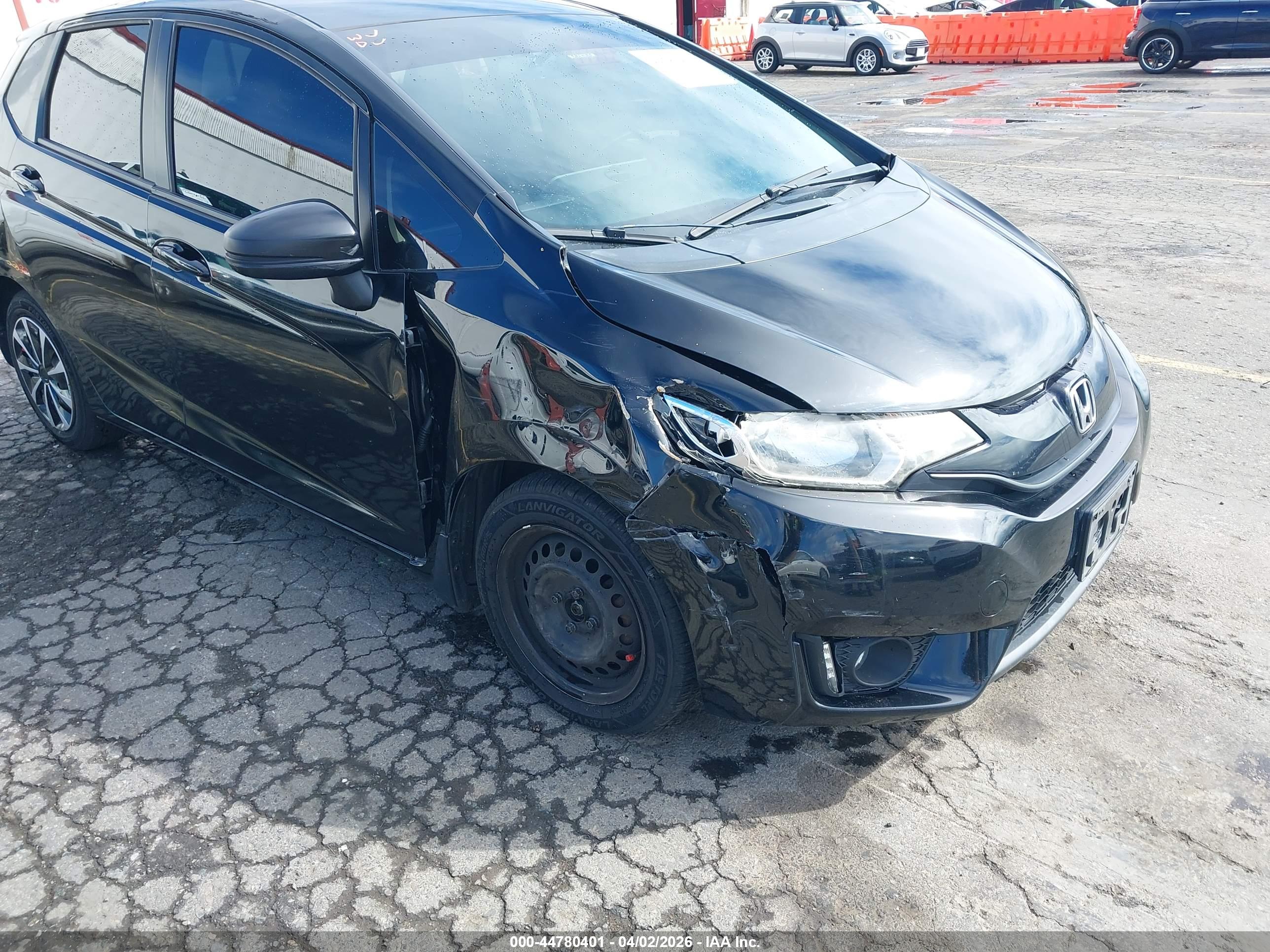 HONDA FIT image 6