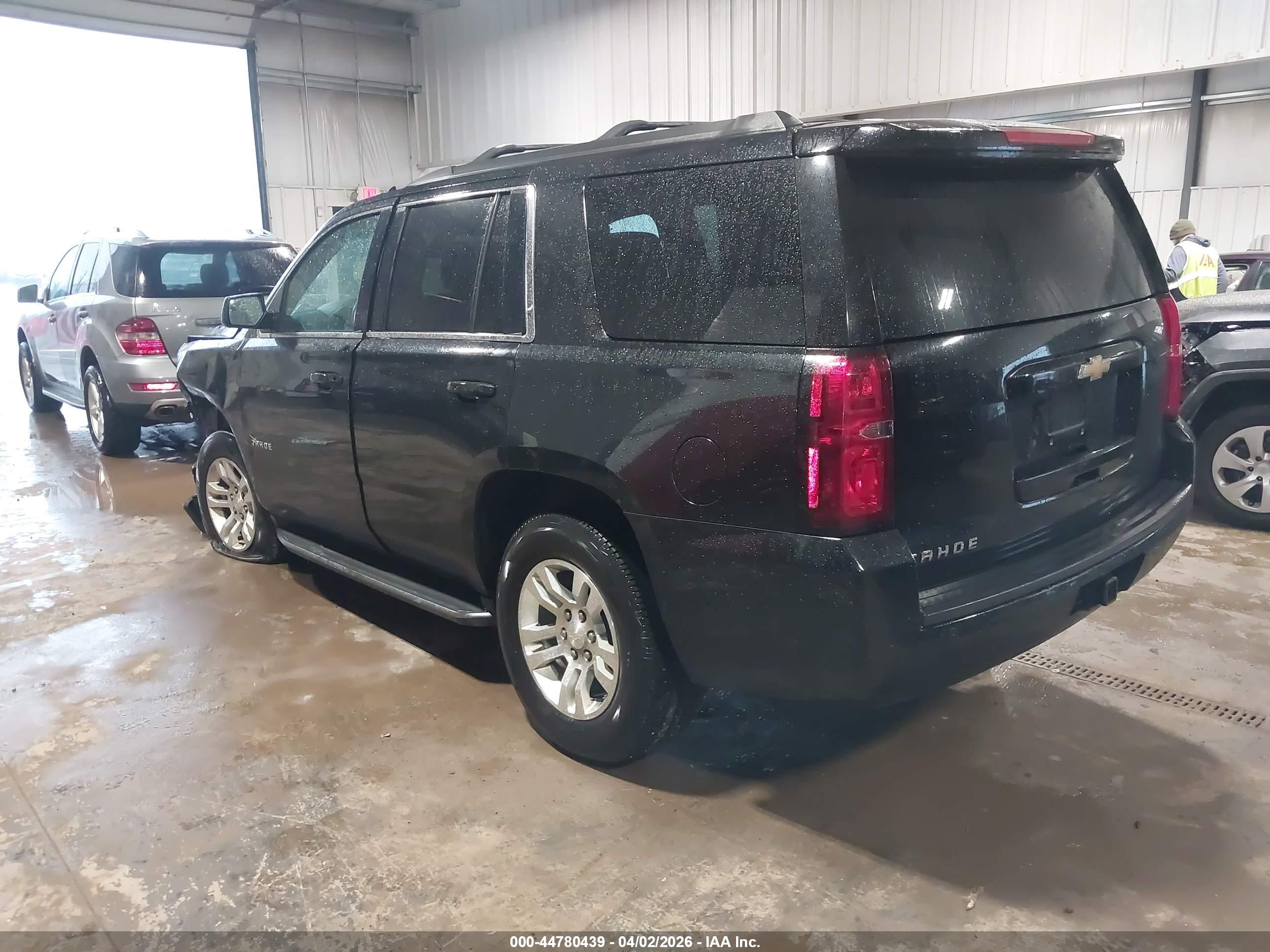 CHEVROLET TAHOE image 3