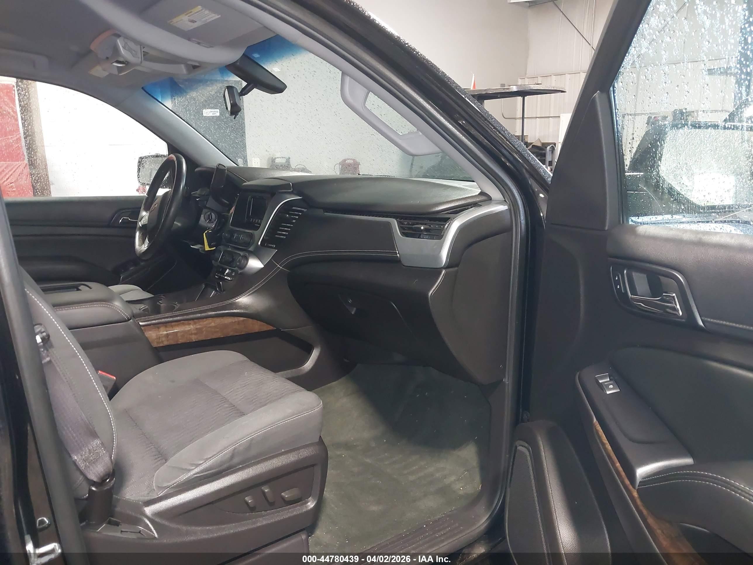 CHEVROLET TAHOE image 5