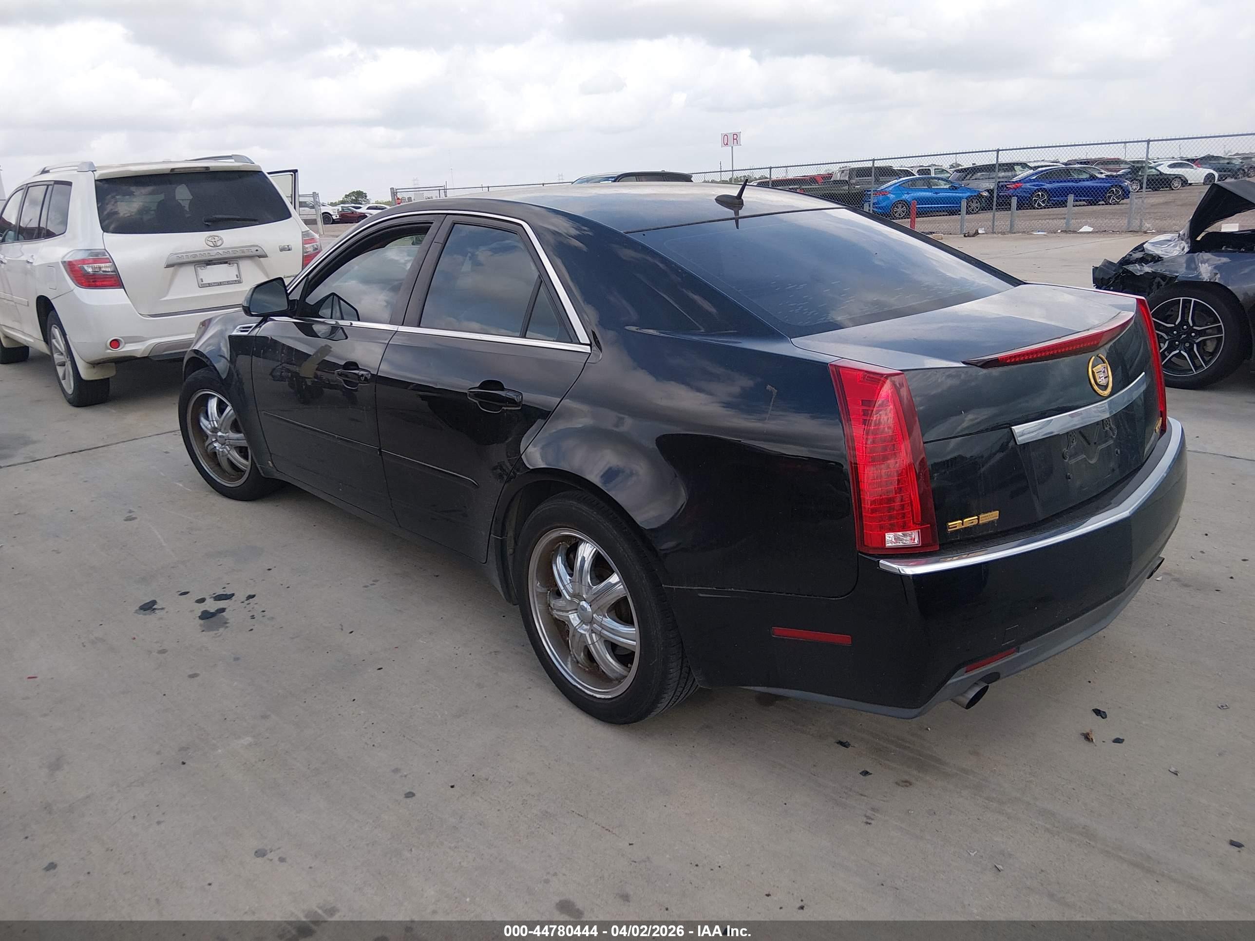 CADILLAC CTS image 3