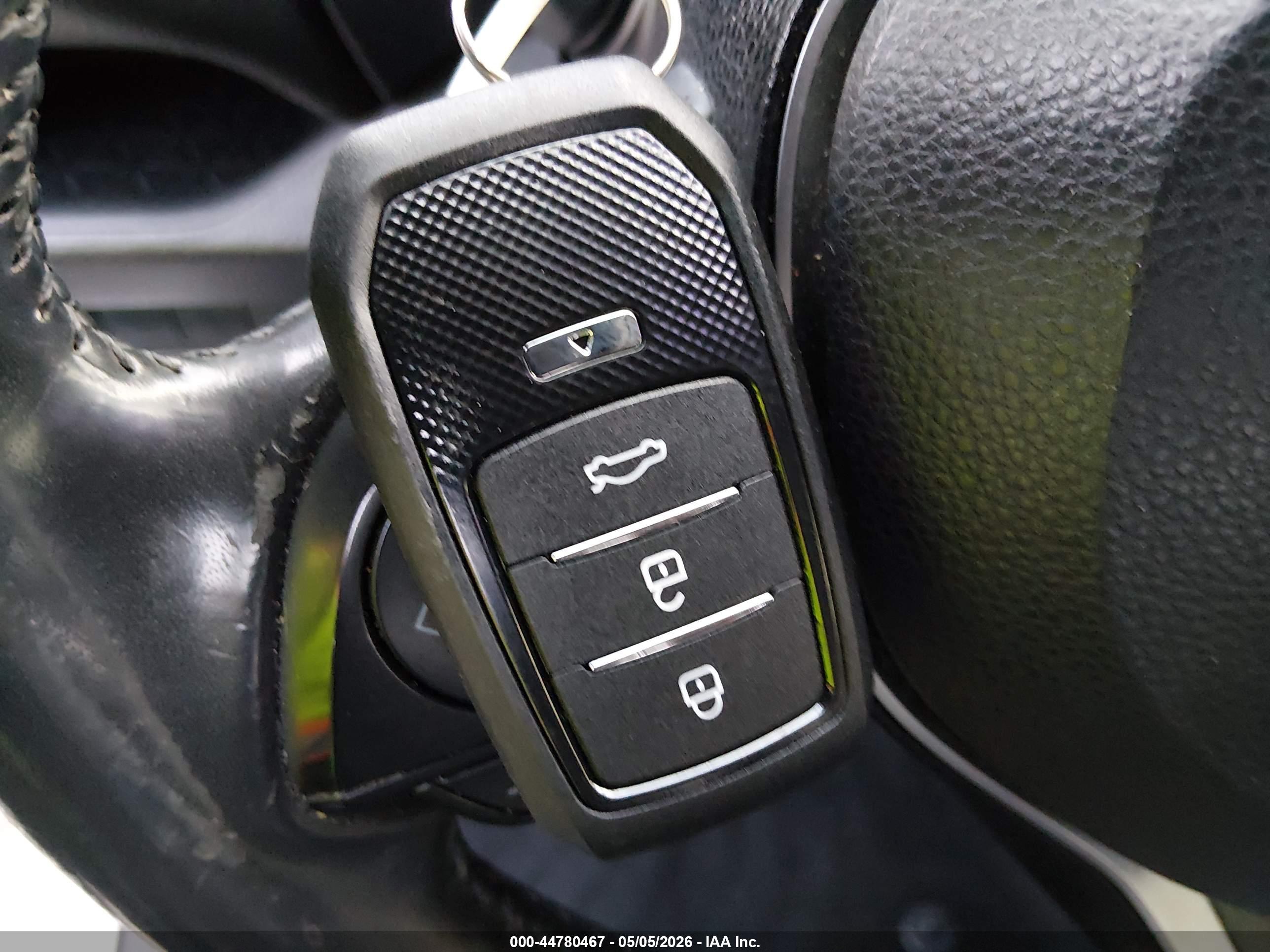 TOYOTA RAV4 image 11