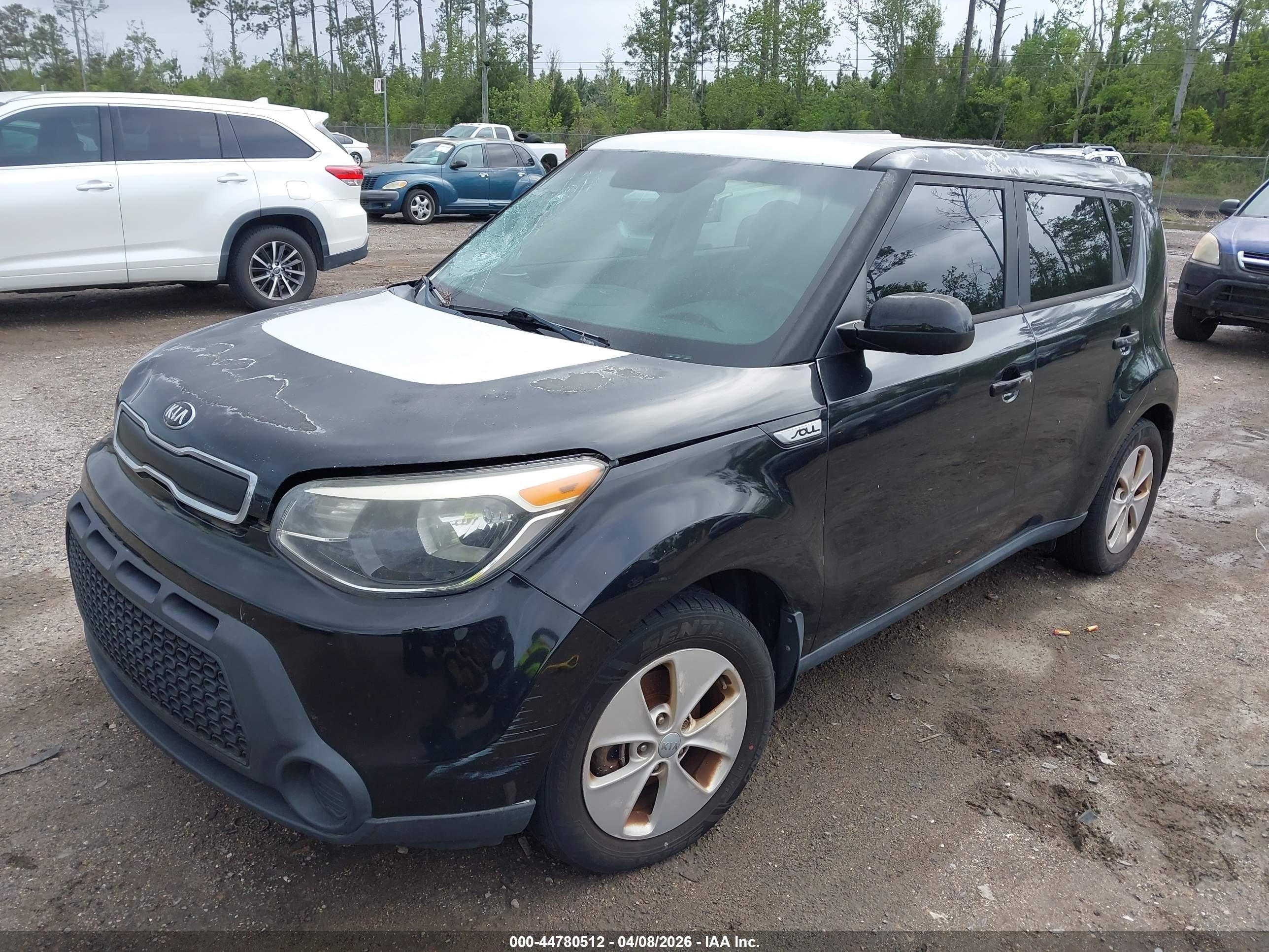 KIA SOUL image 2
