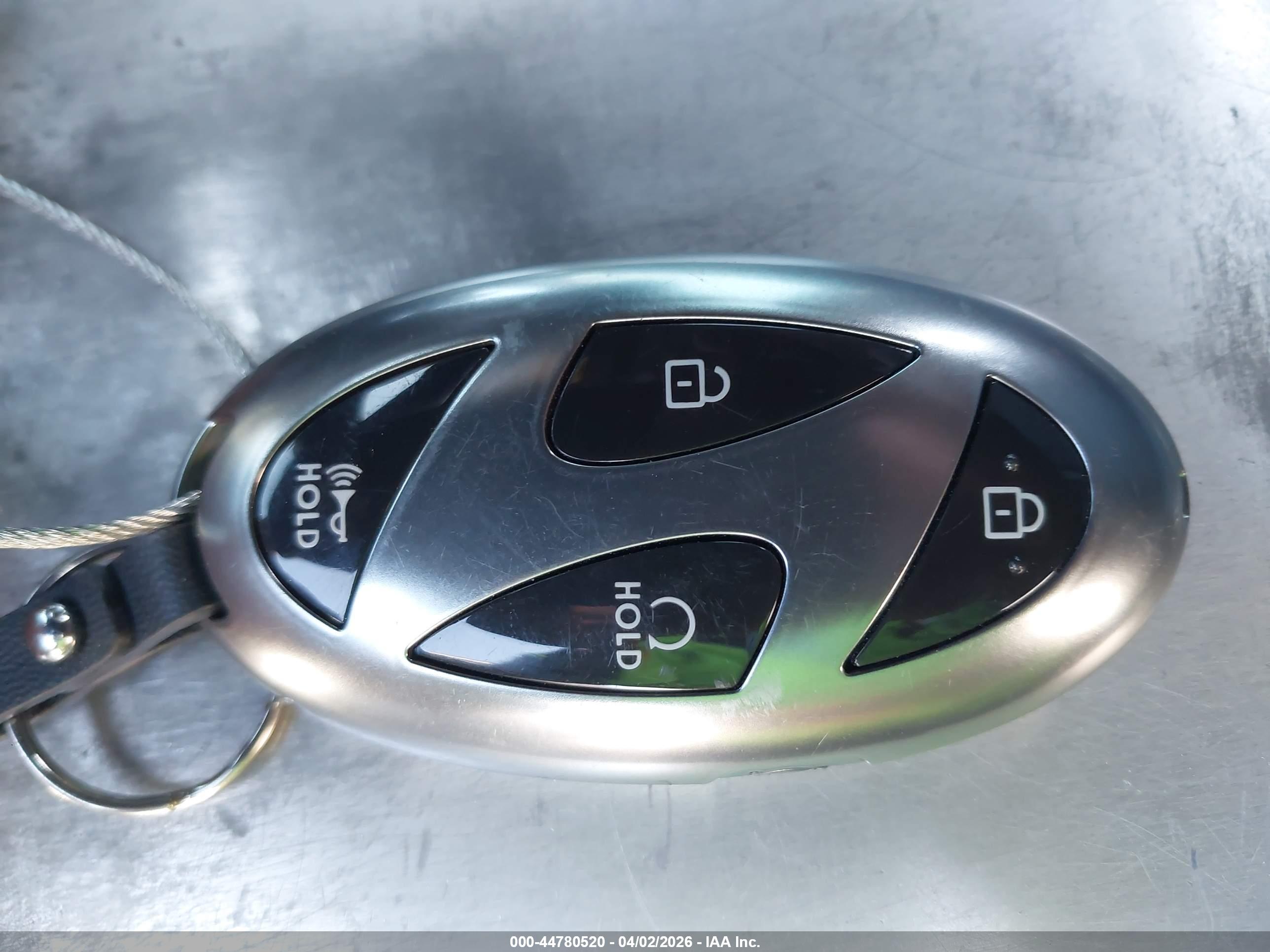 HYUNDAI SONATA image 11