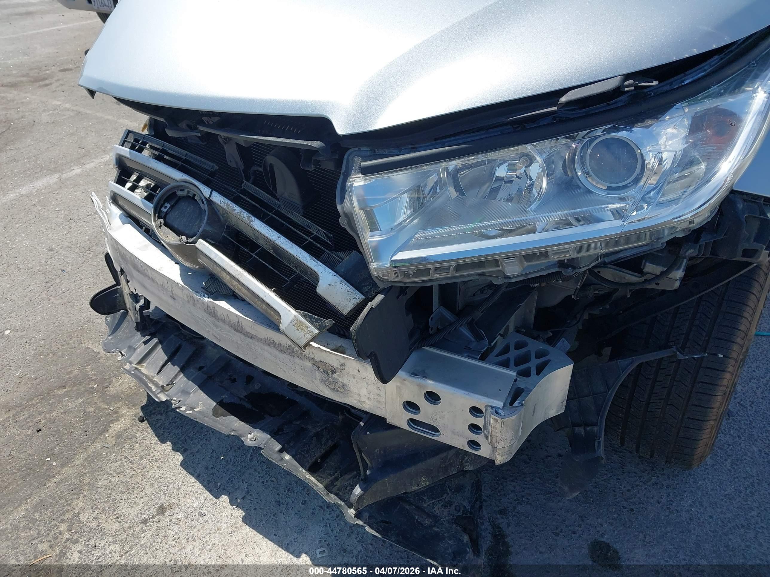 TOYOTA HIGHLANDER image 6