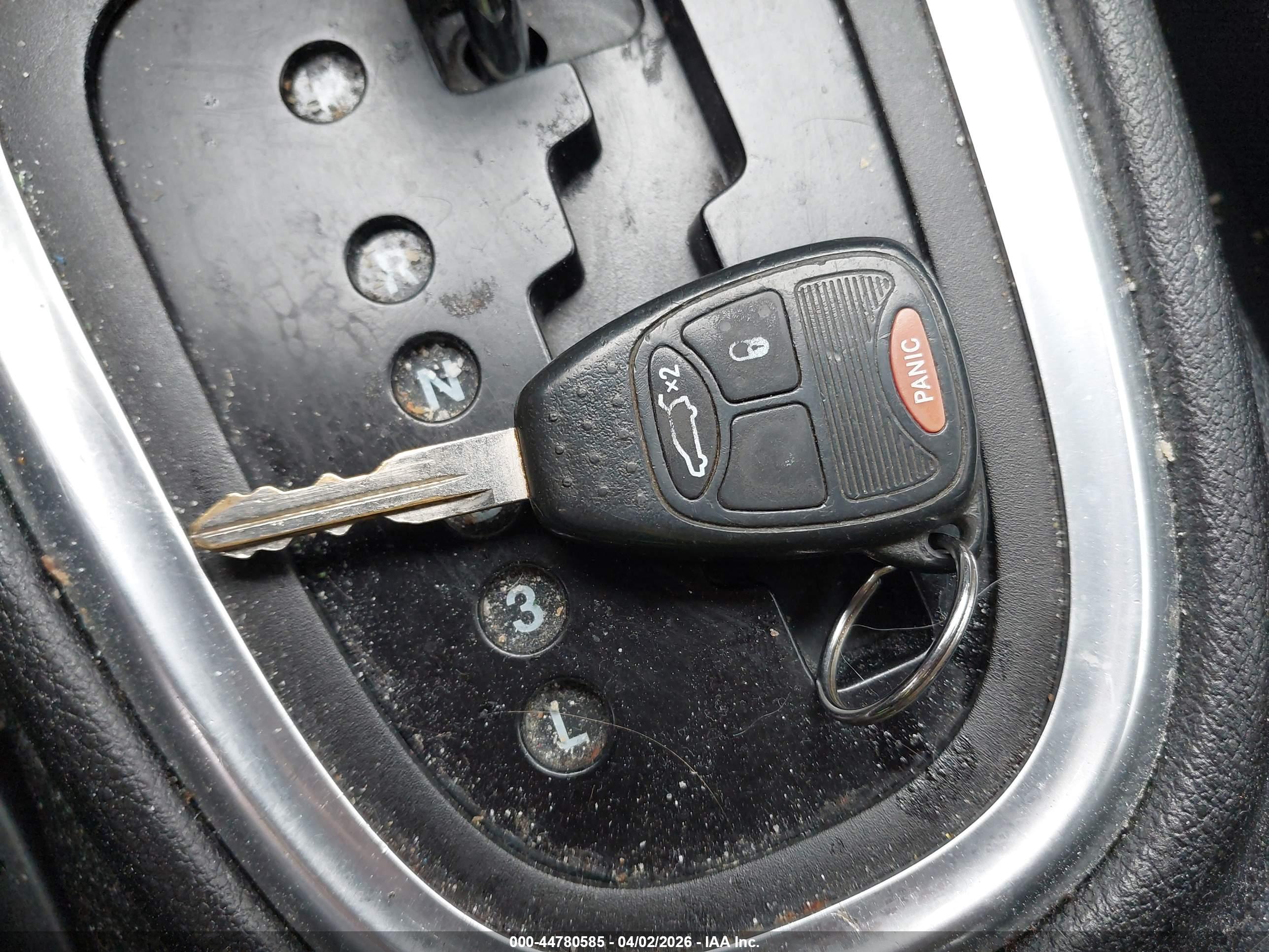DODGE AVENGER image 11