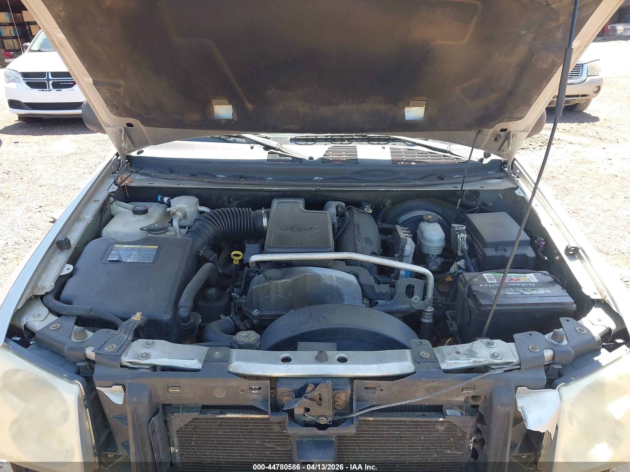 GMC ENVOY image 10