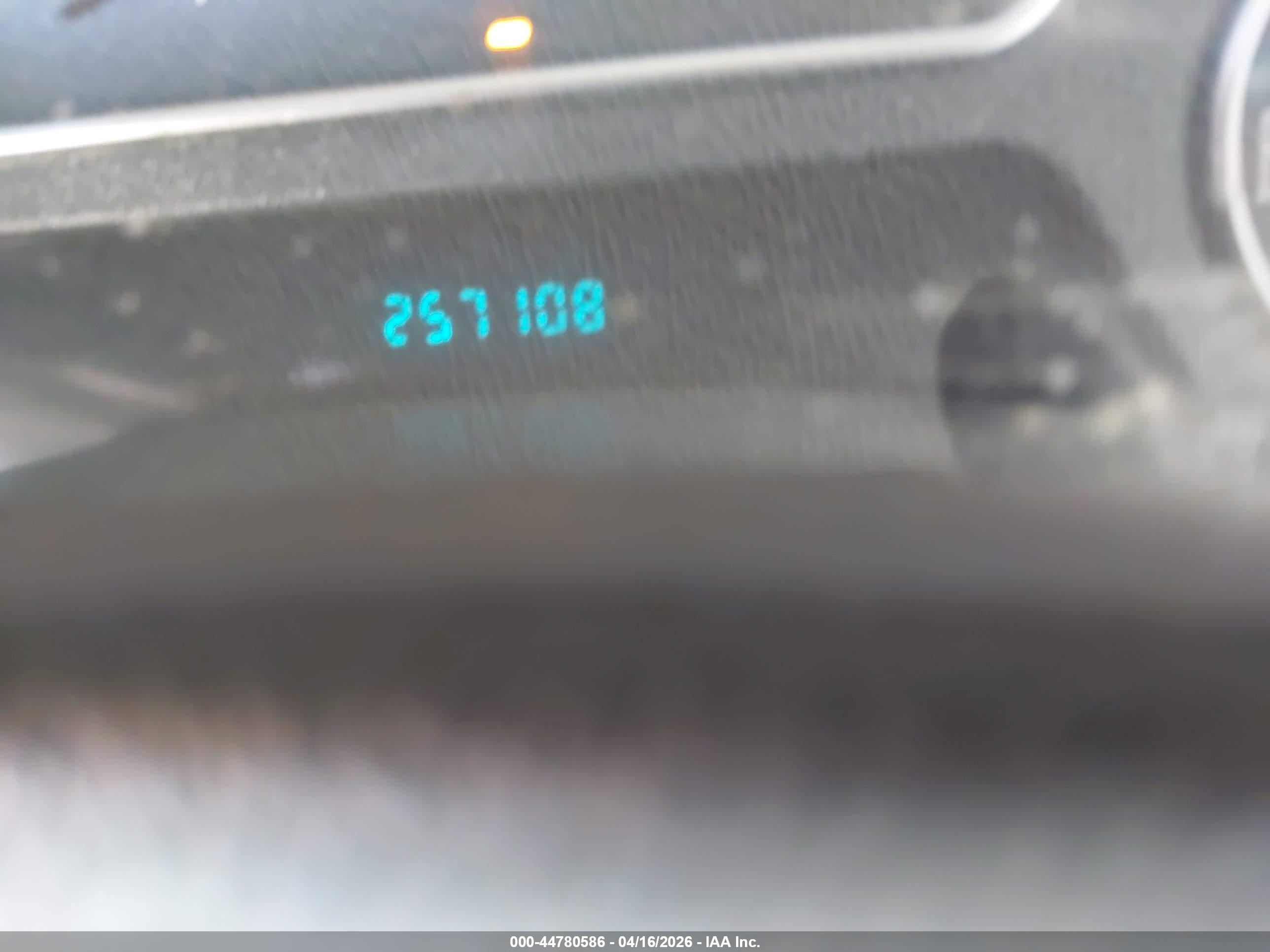 GMC ENVOY image 7