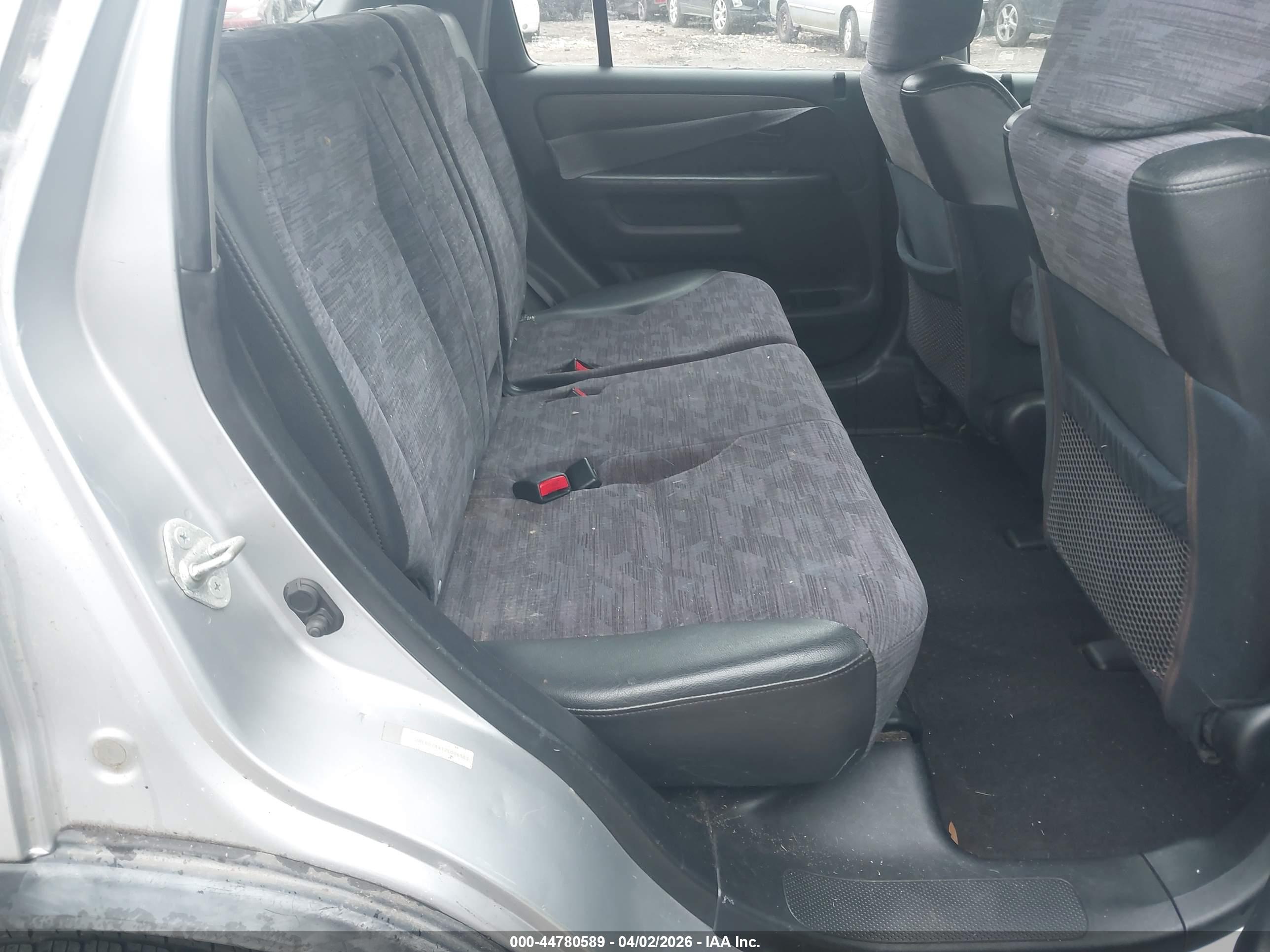 HONDA CR-V image 8