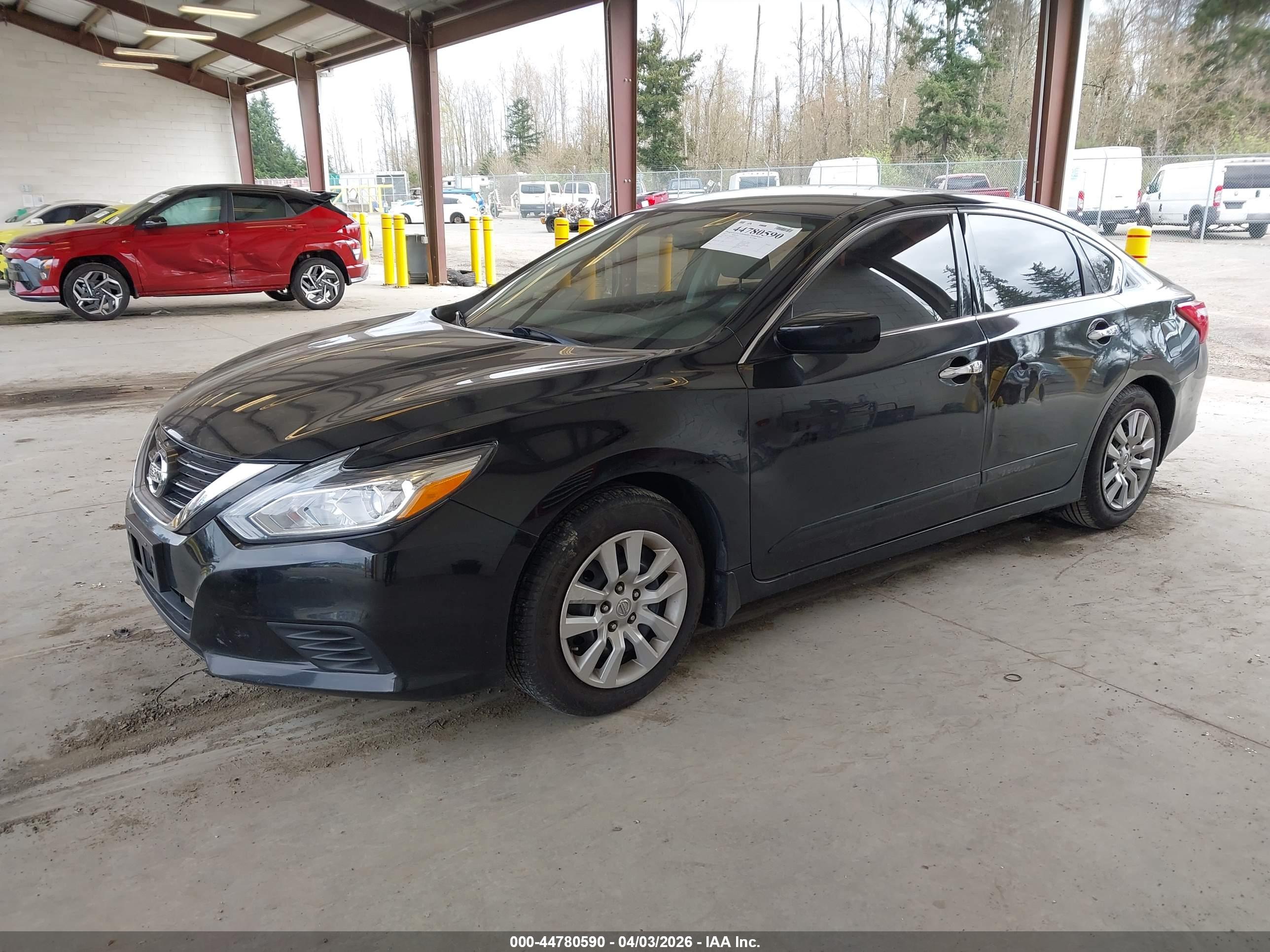NISSAN ALTIMA image 2