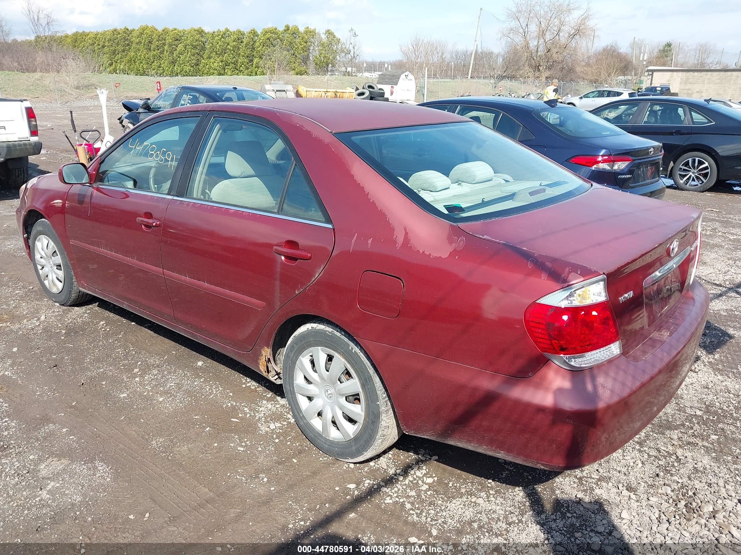 TOYOTA CAMRY image 3