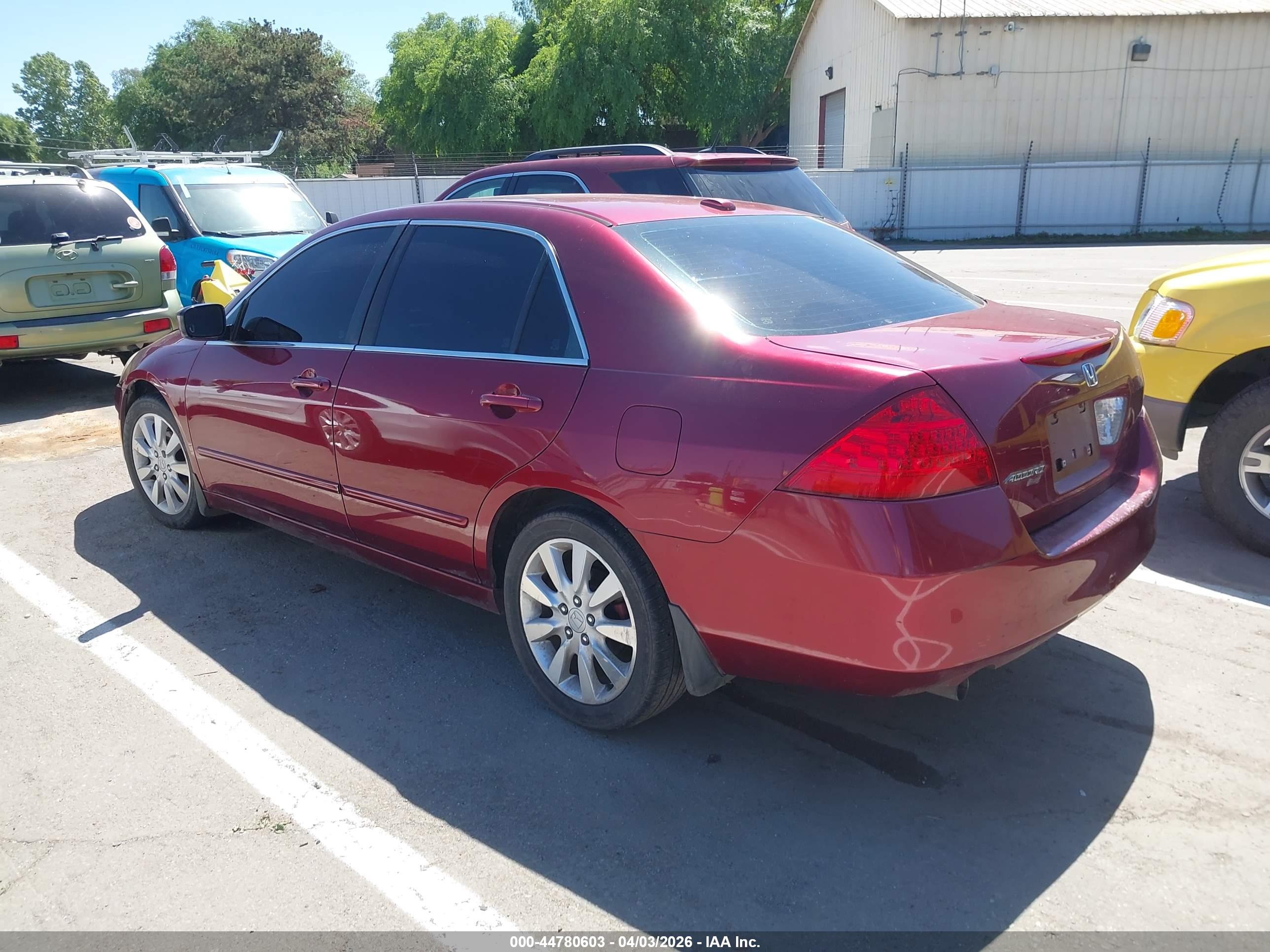 HONDA ACCORD image 3