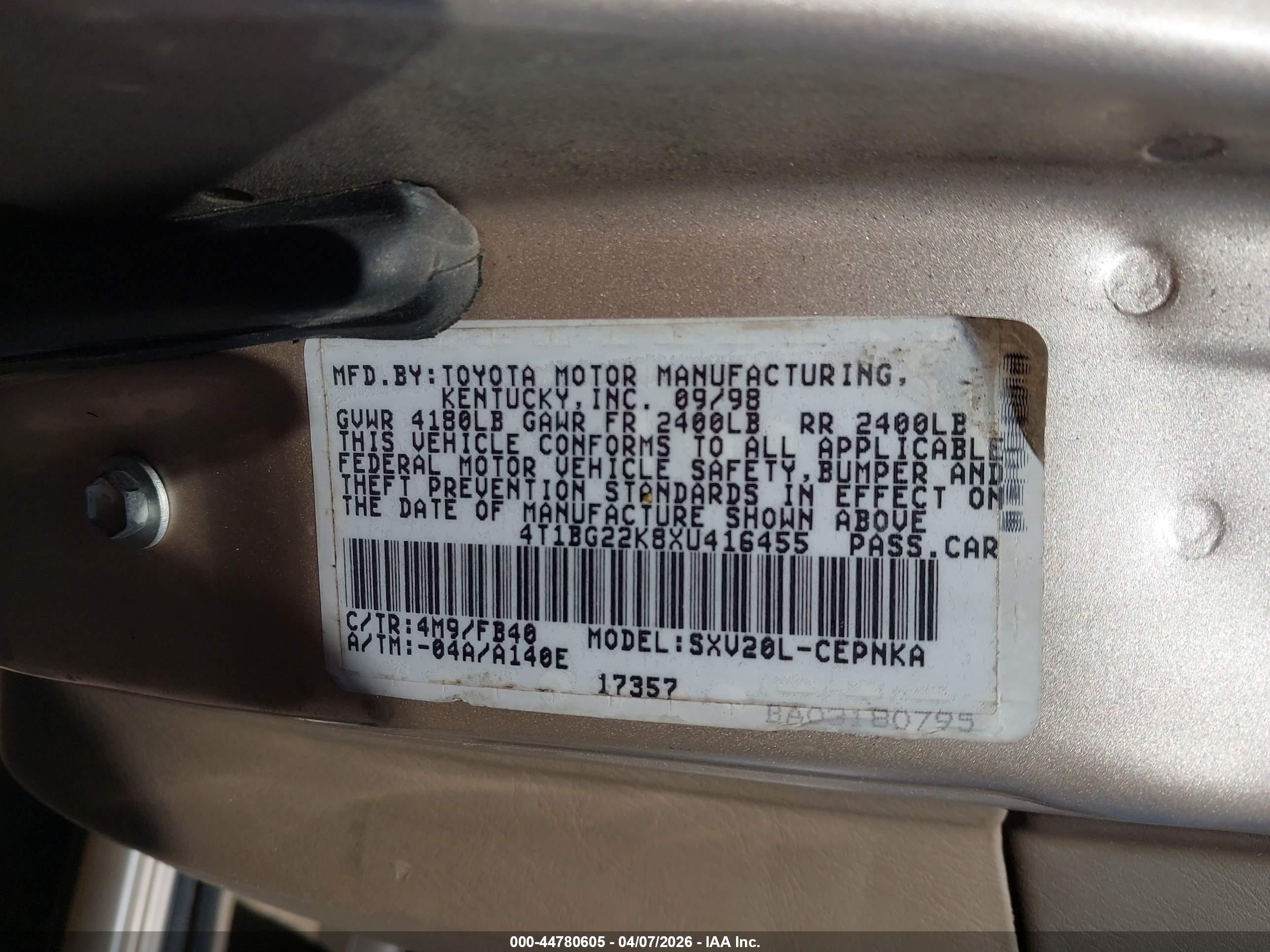 TOYOTA CAMRY image 9
