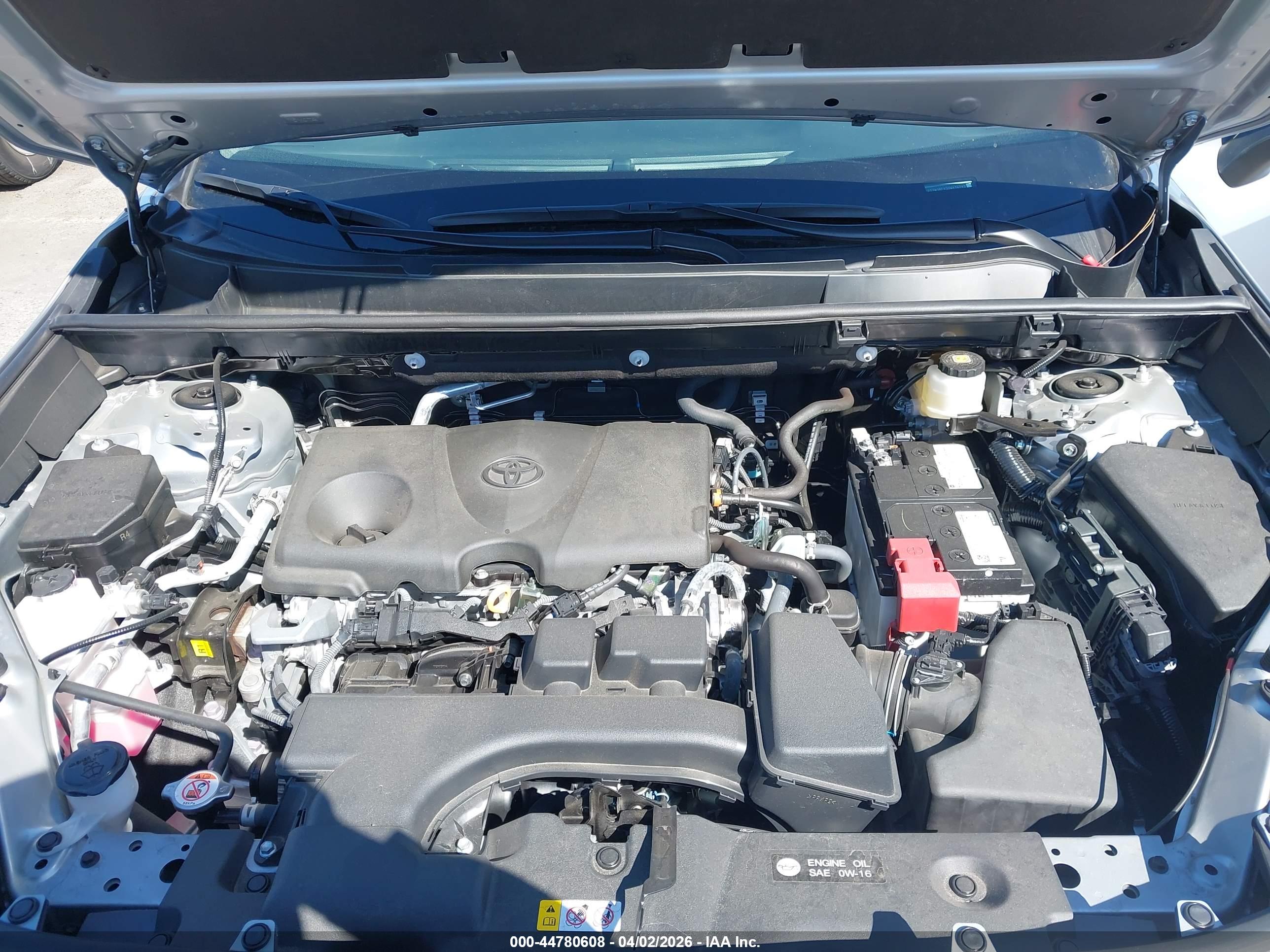 TOYOTA RAV4 image 10