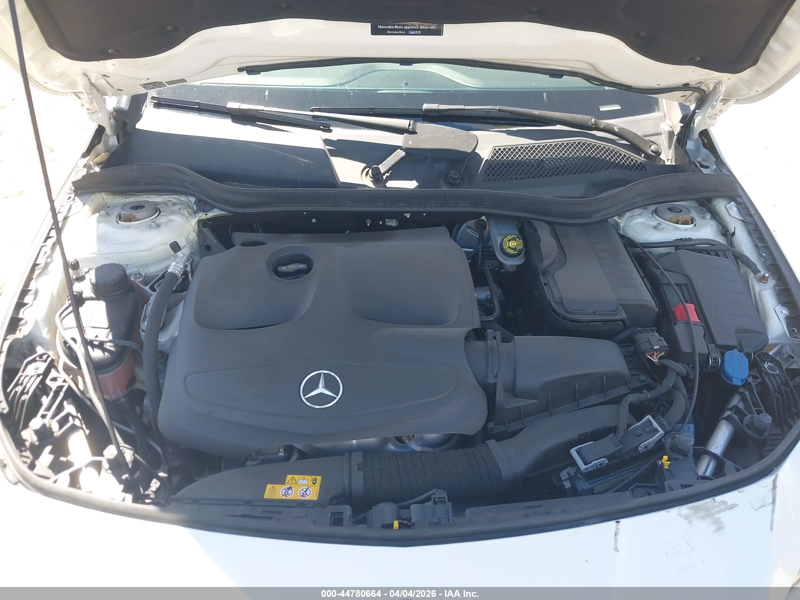 MERCEDES-BENZ CLA image 10