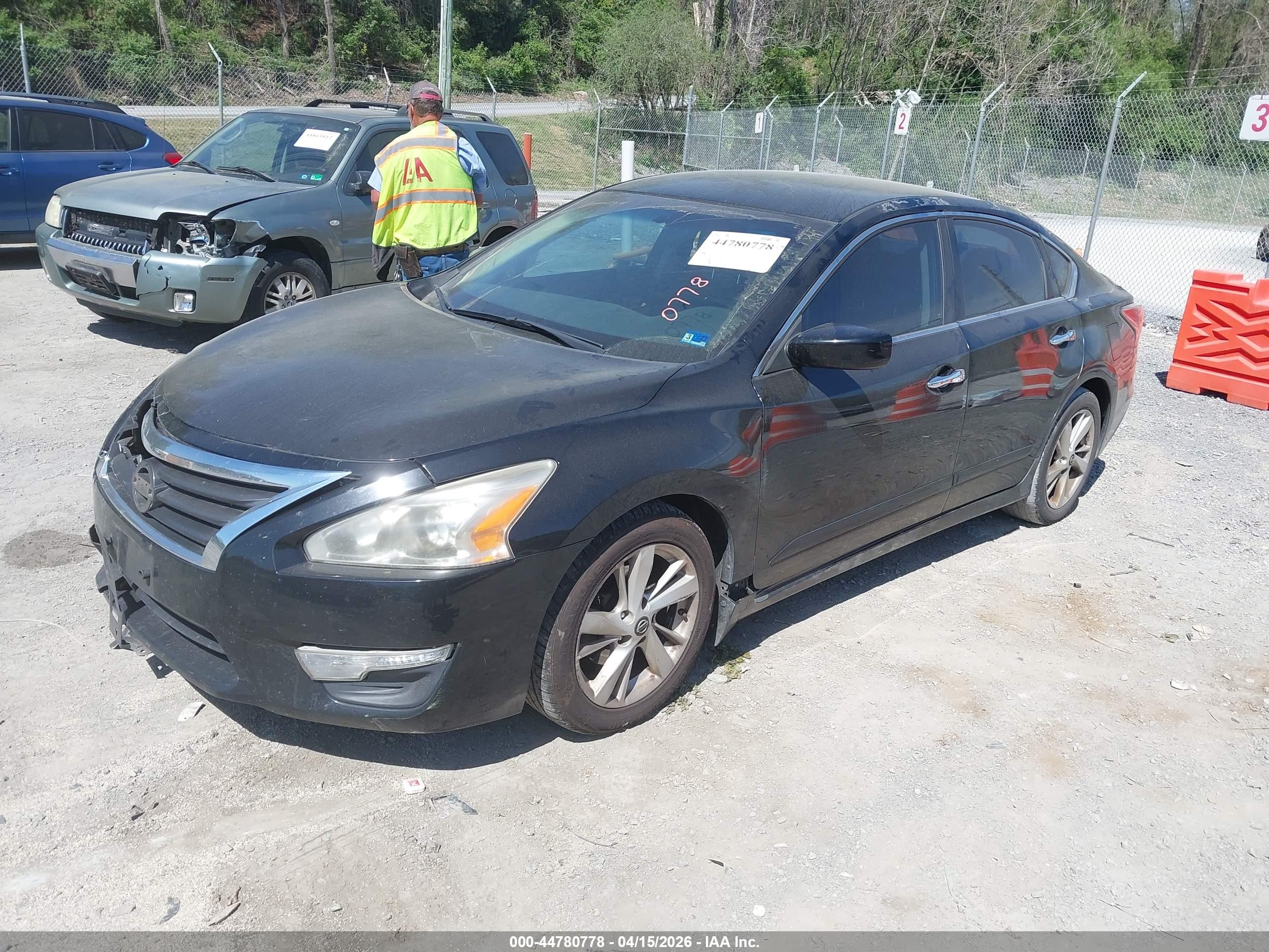 NISSAN ALTIMA image 2
