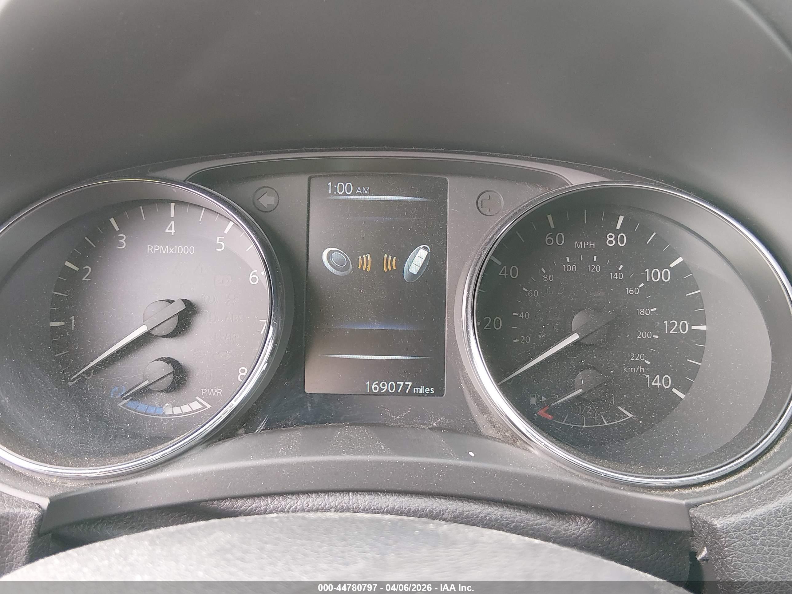 NISSAN ROGUE image 7