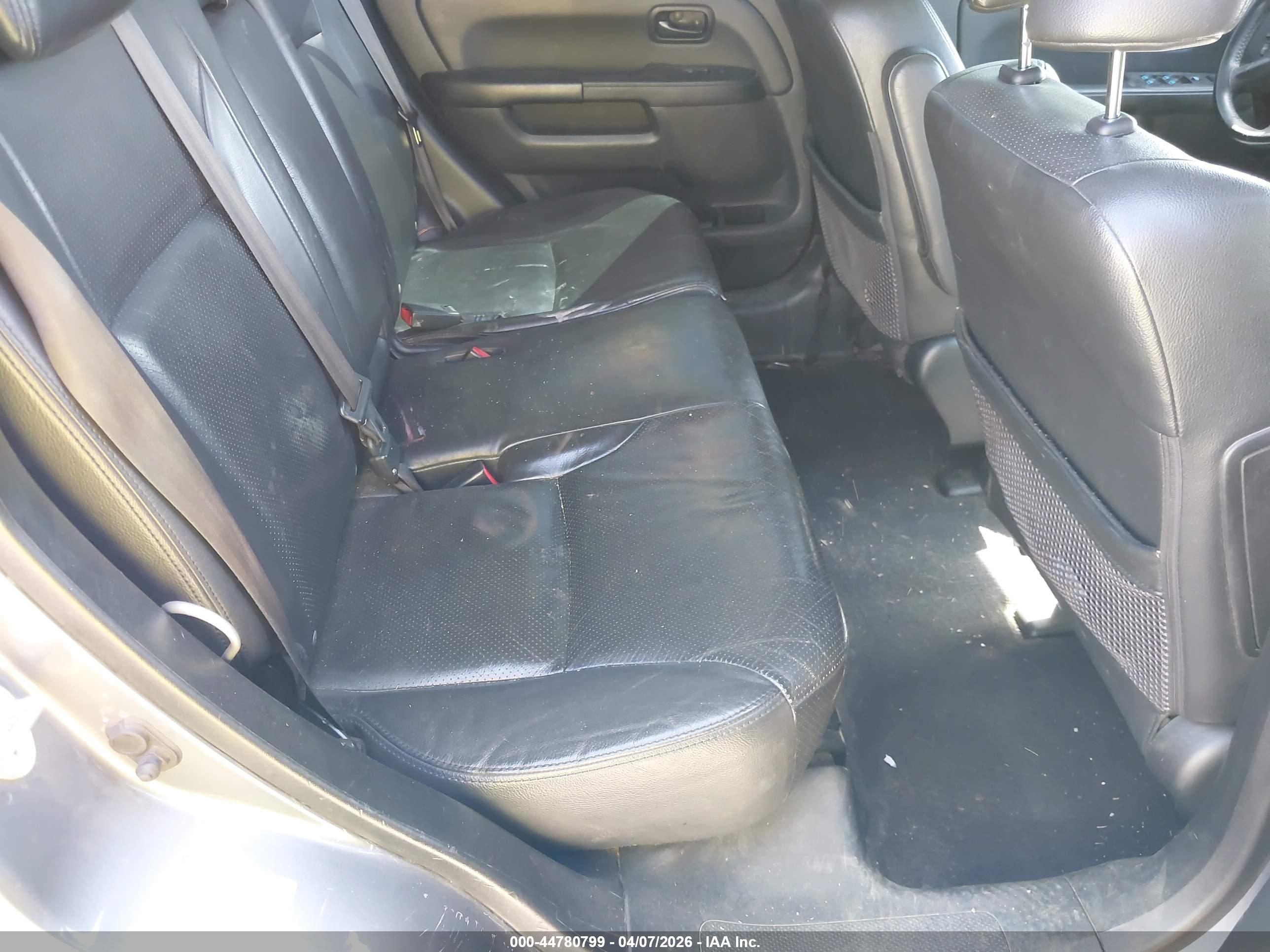 HONDA CR-V image 8
