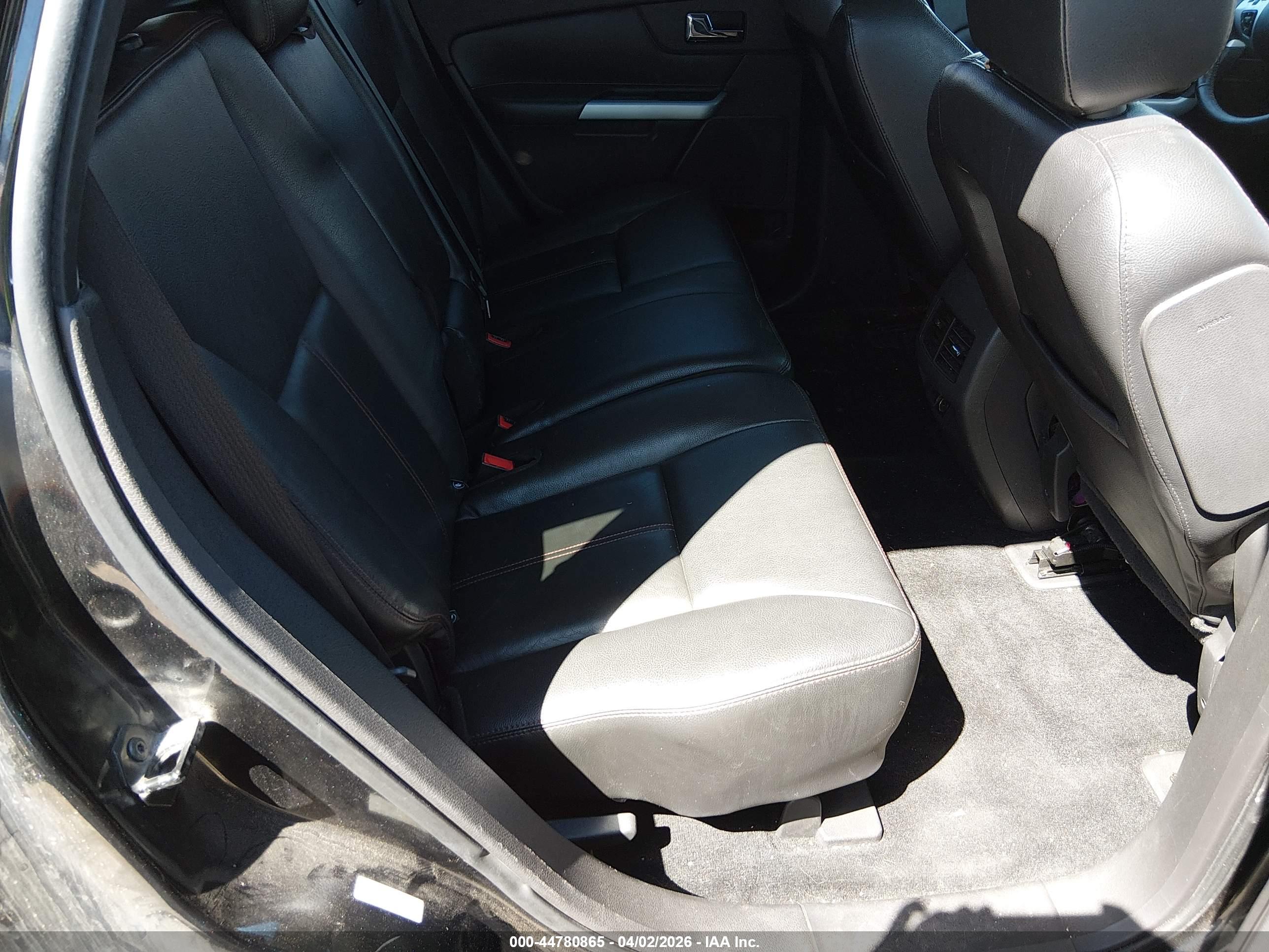 FORD EDGE image 8
