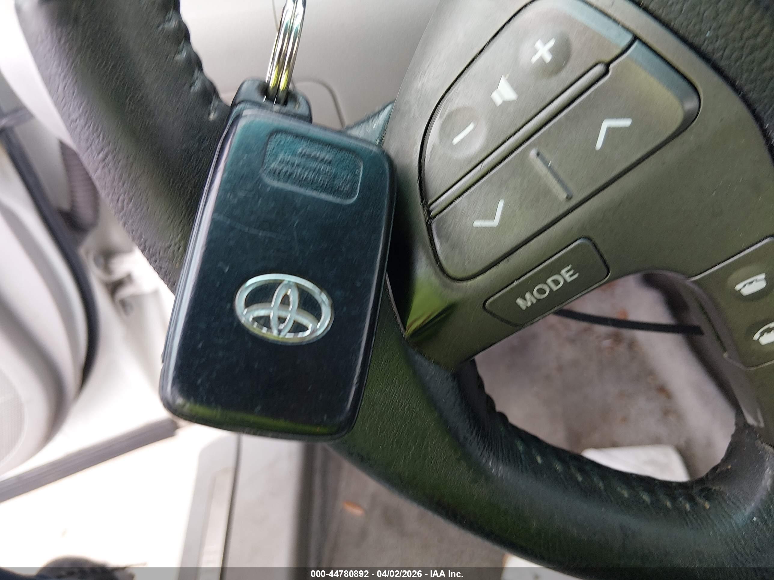 TOYOTA HIGHLANDER image 11
