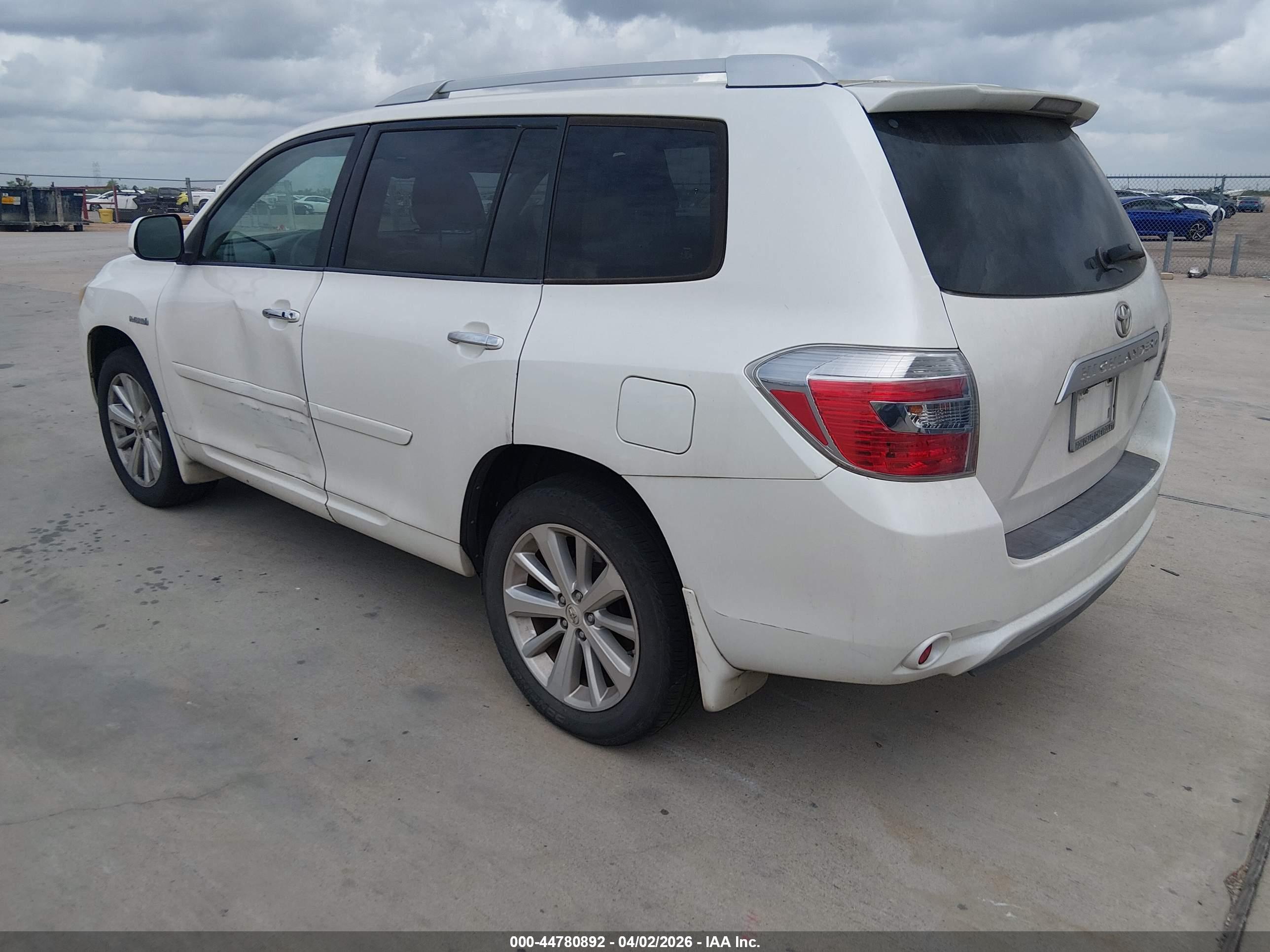 TOYOTA HIGHLANDER image 3