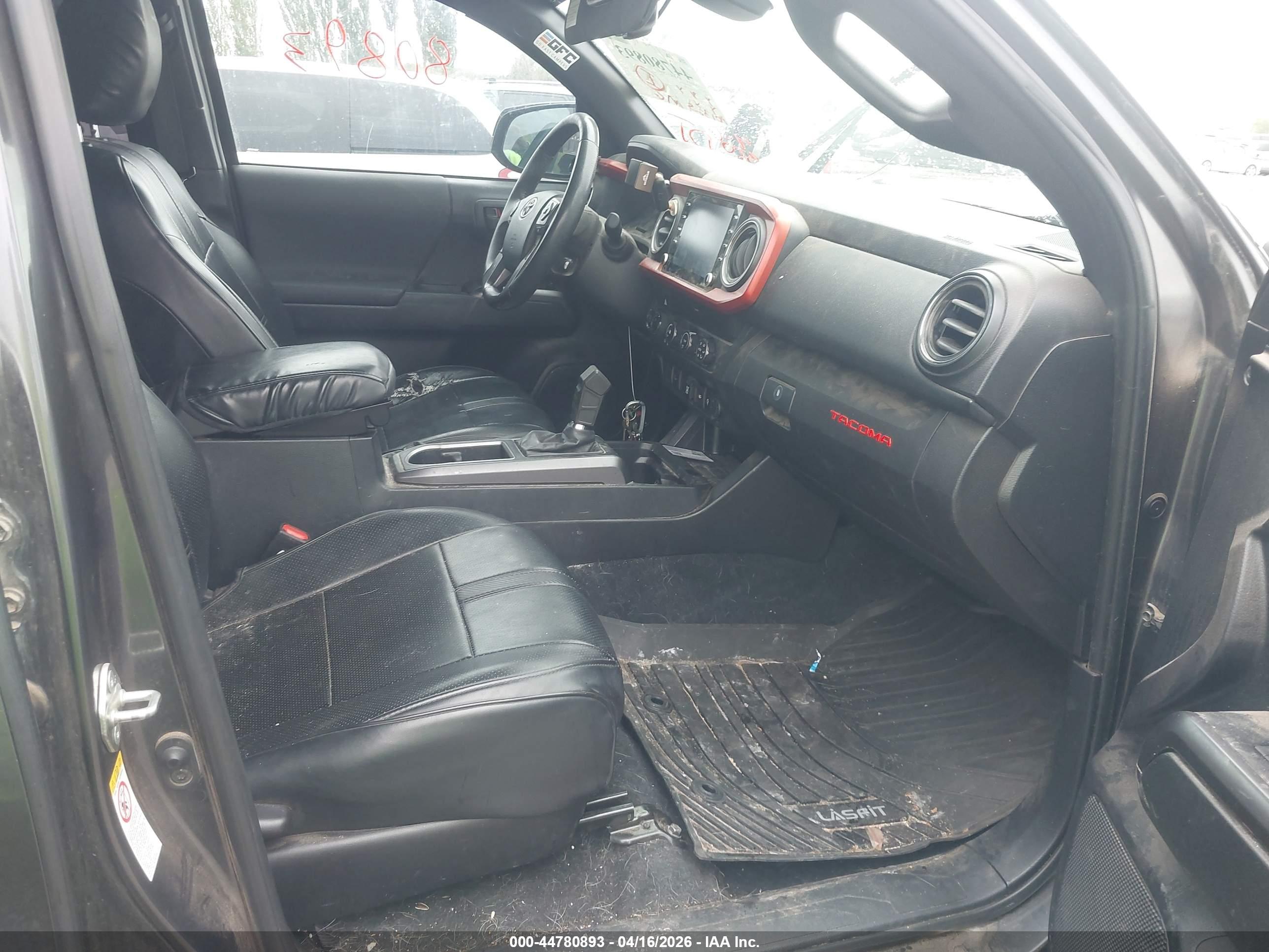 TOYOTA TACOMA image 5